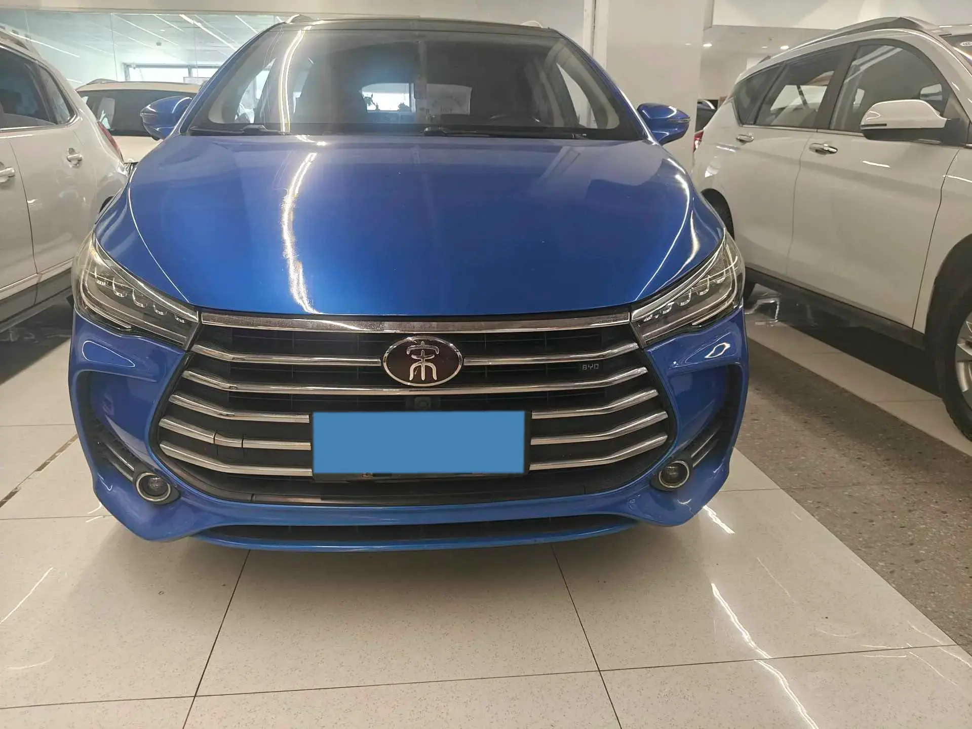 2017 BYD SONG thumbnail 3