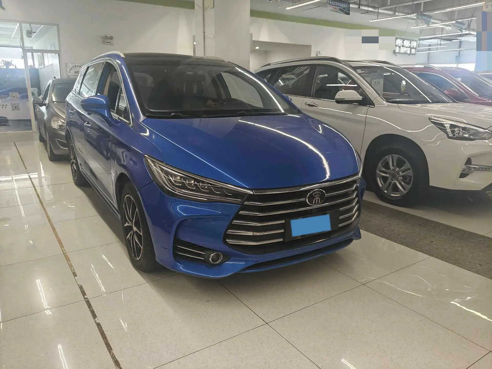 2017 BYD SONG thumbnail 2