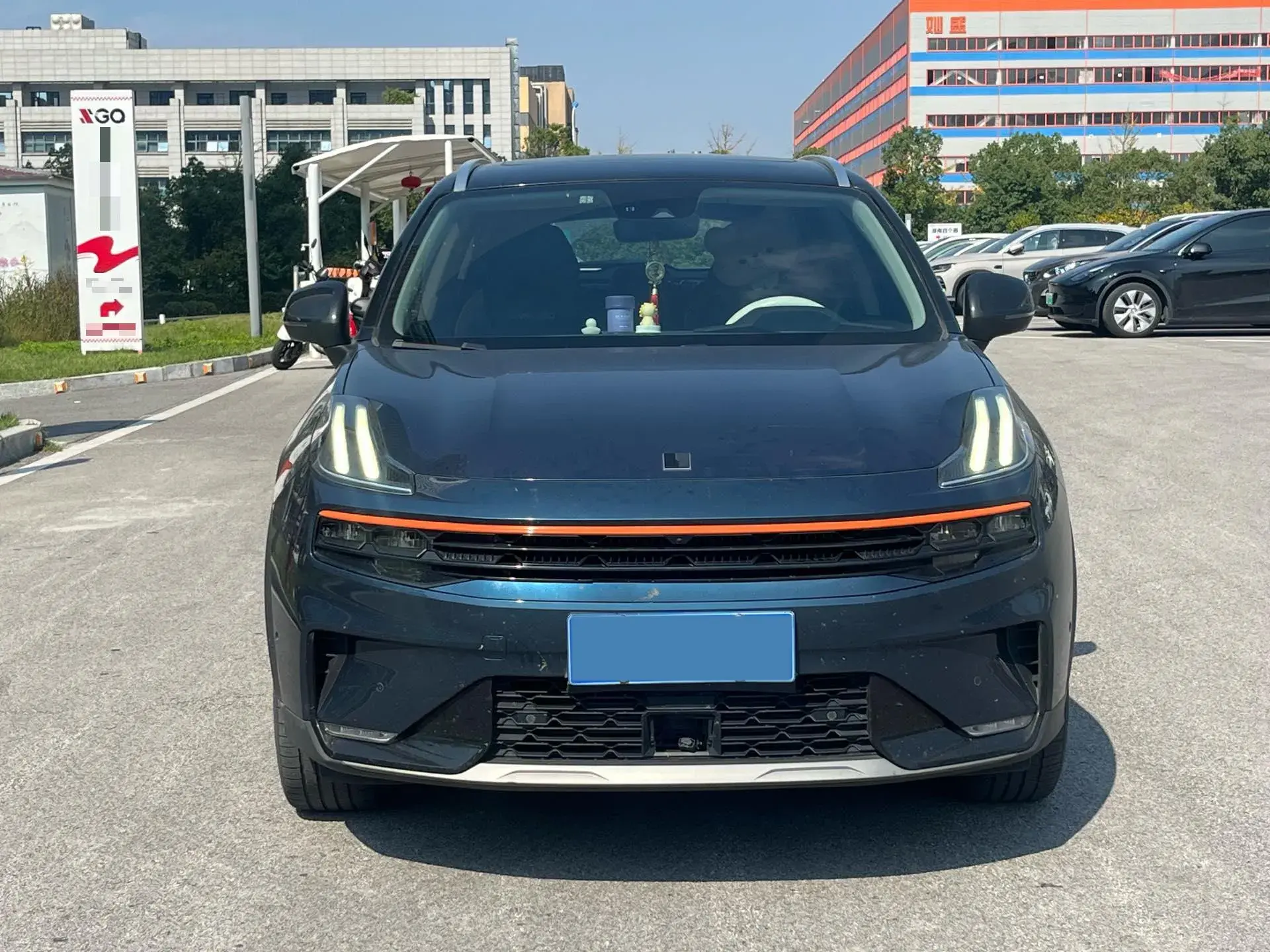 2020 LYNK&CO 06 thumbnail 2