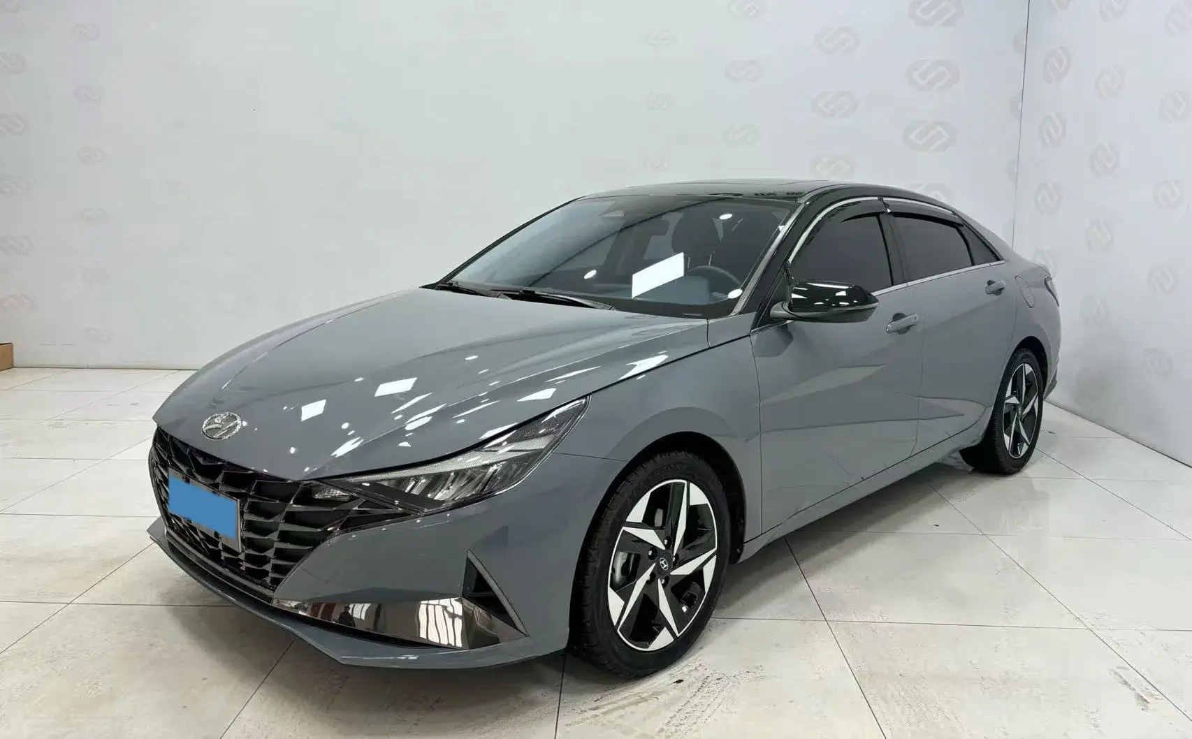 2021 HYUNDAI ELANTRA view 1