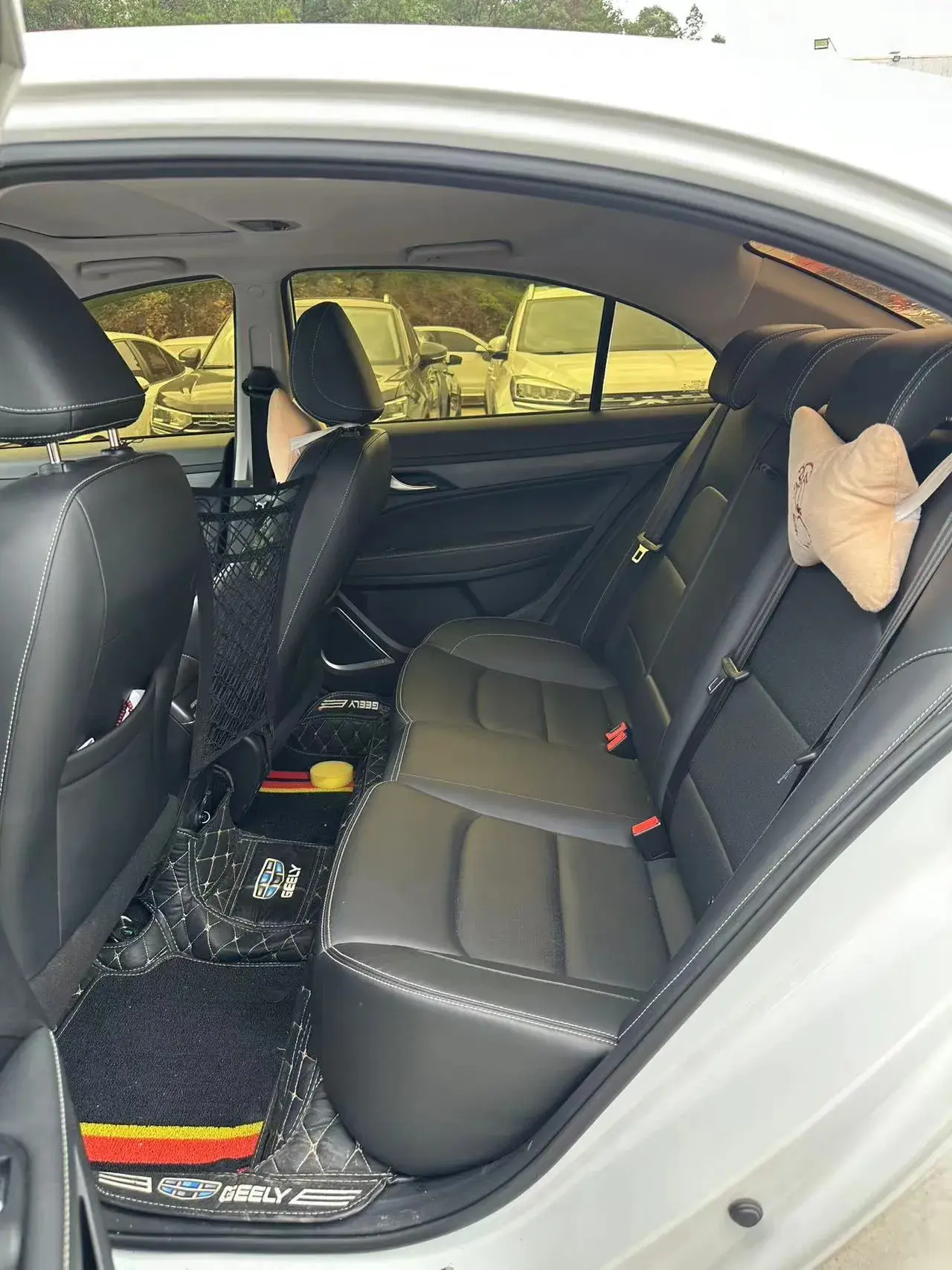 2021 GEELY EMGRAND thumbnail 4