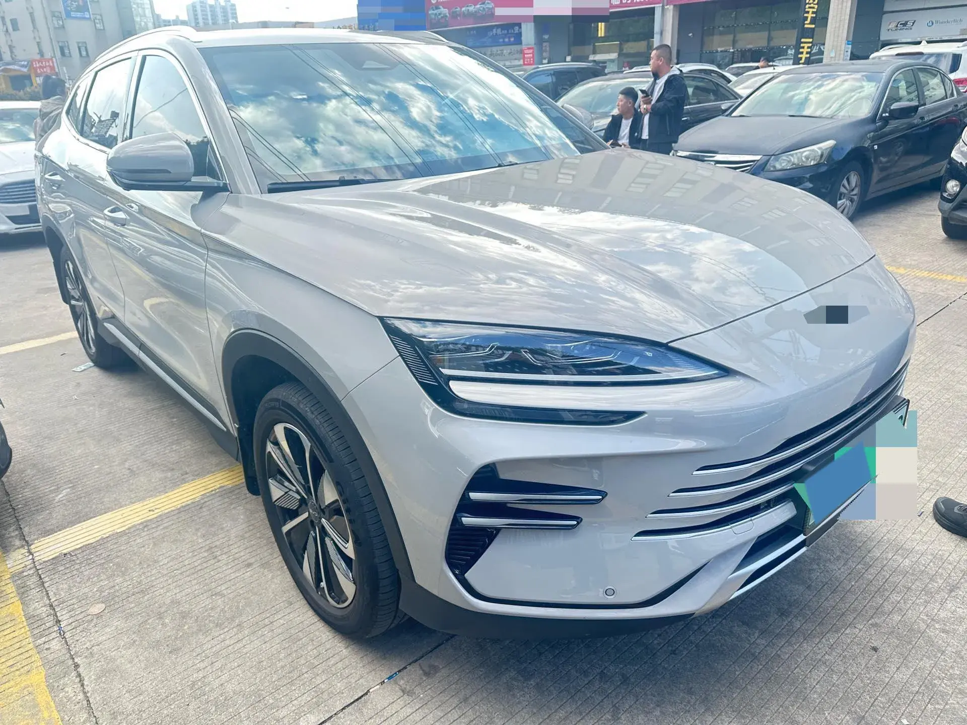 2025 BYD SONG thumbnail 2