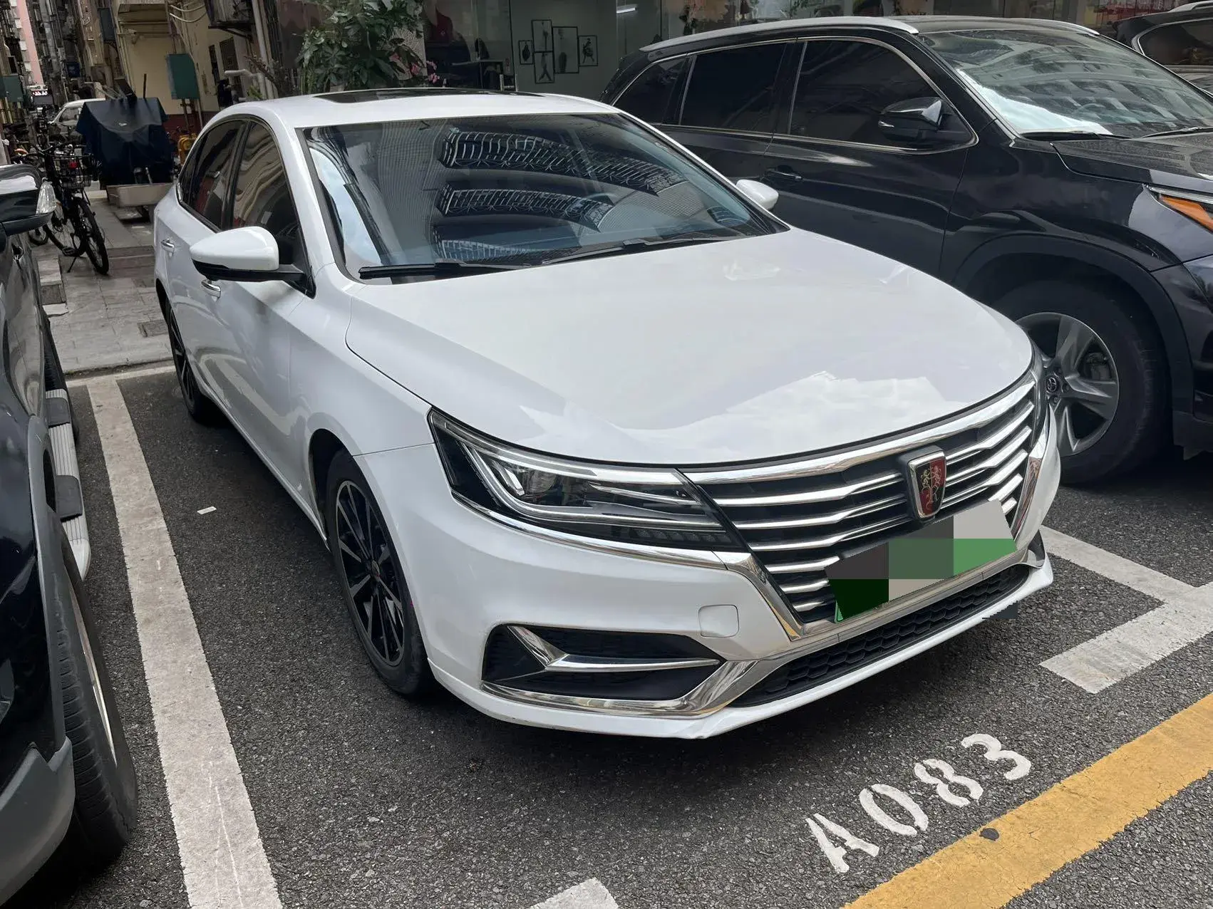 2017 ROEWE I6 thumbnail 2