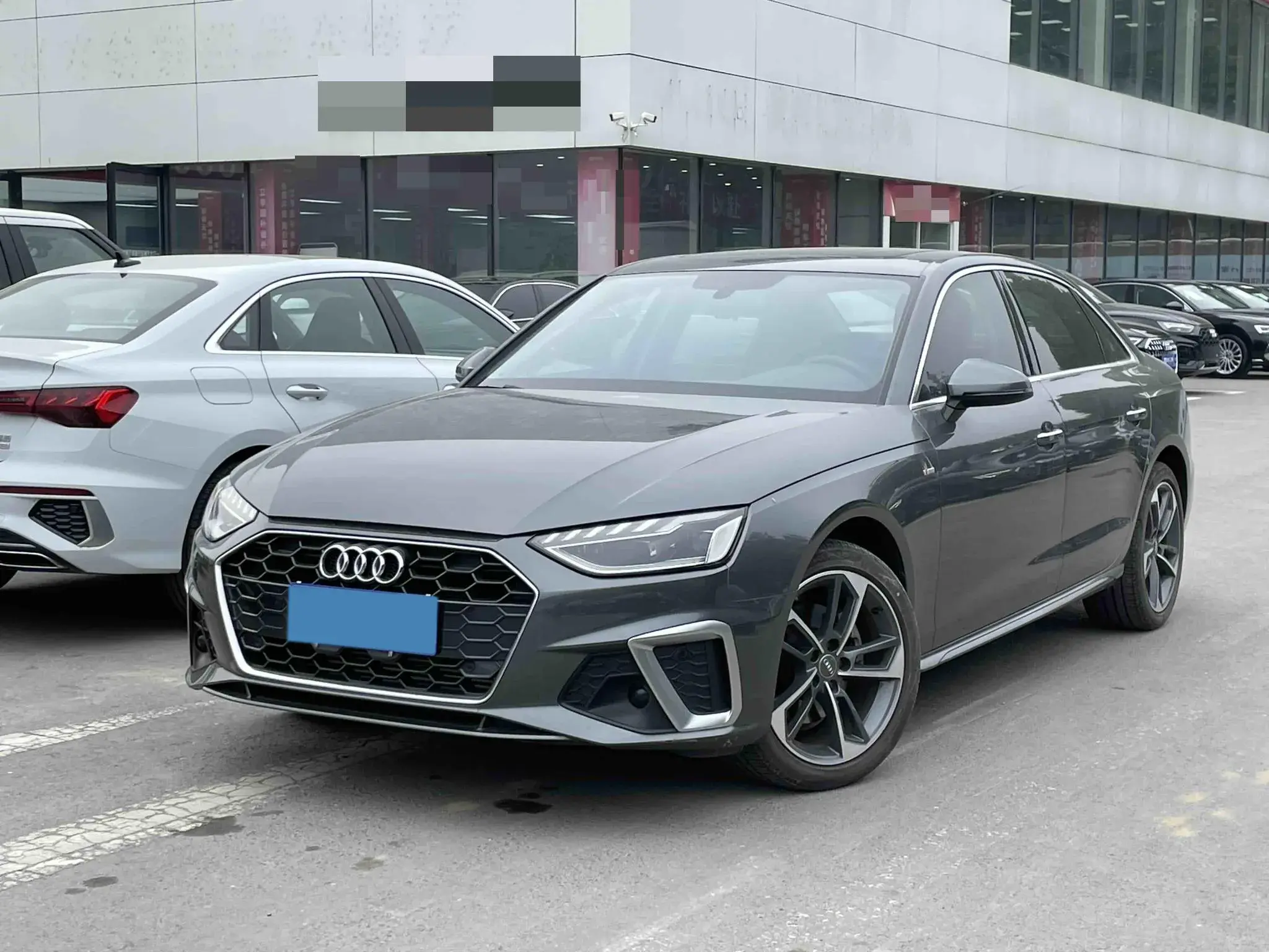 2020 AUDI A4L thumbnail 4