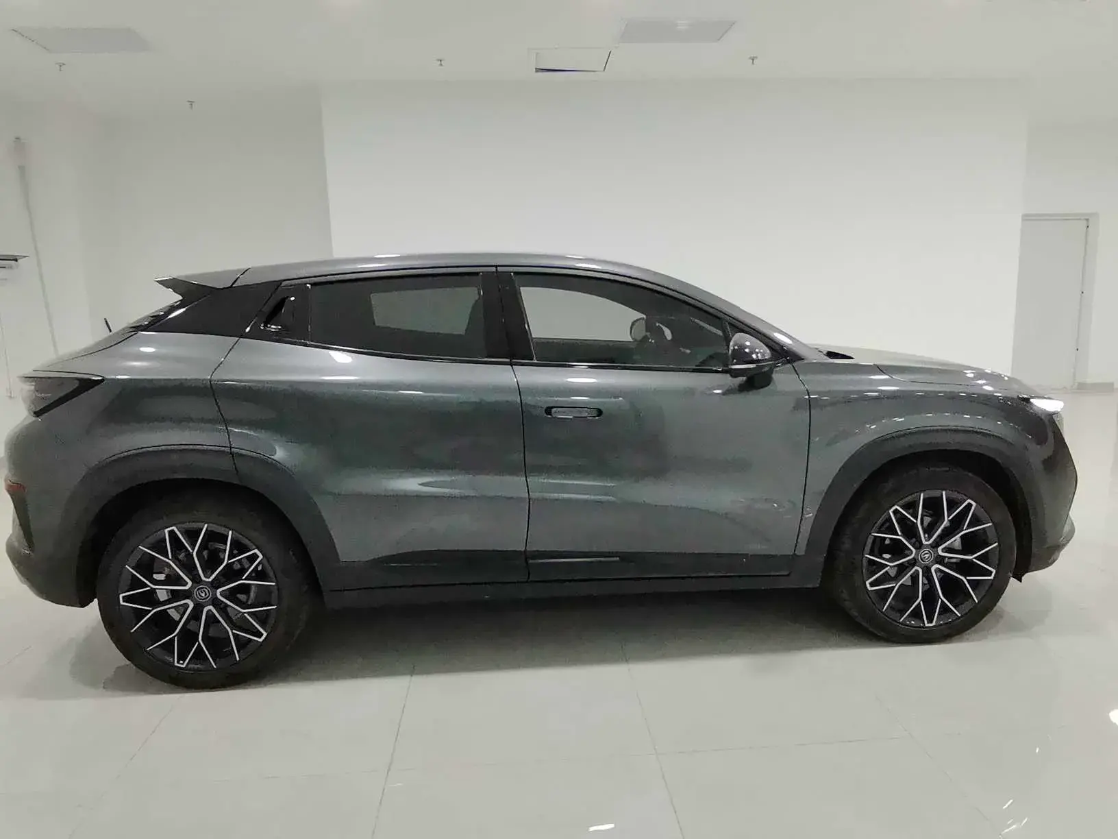 2022 CHANGAN UNI-T thumbnail 3