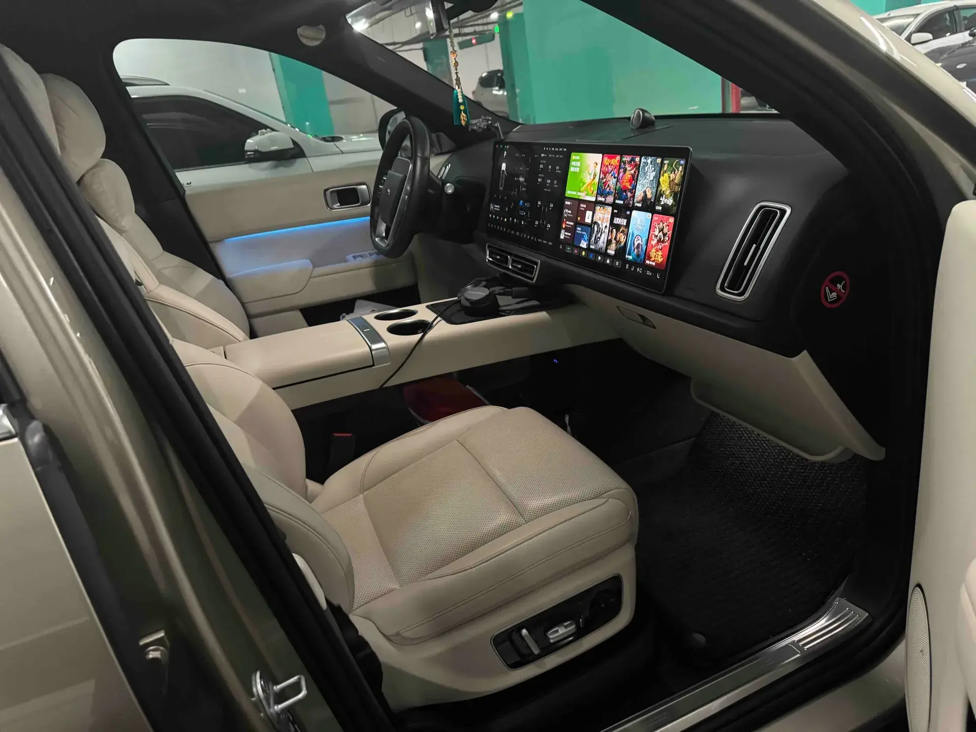 2022 LI L9 thumbnail 3