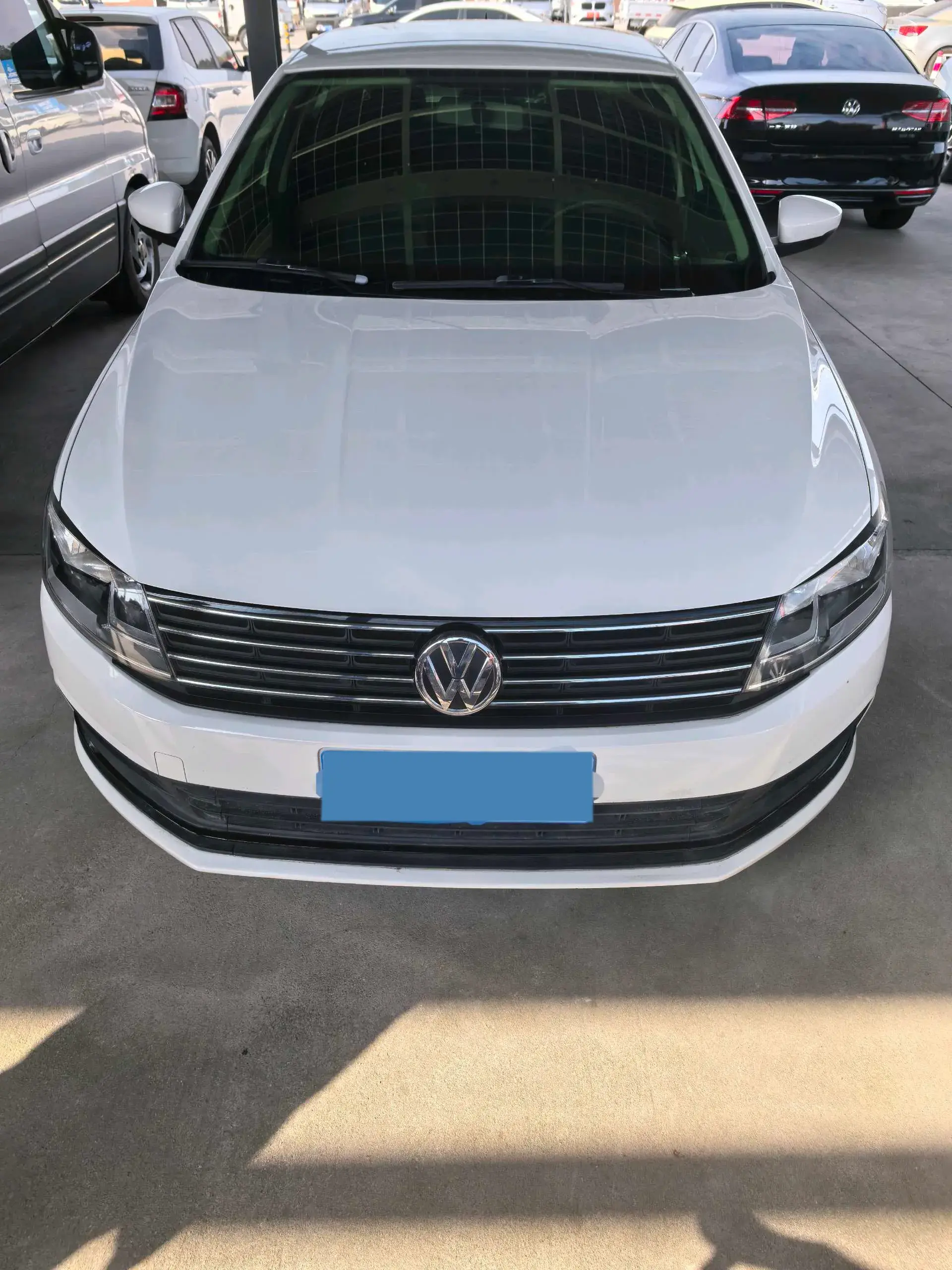 2017 VOLKSWAGEN LAVIDA thumbnail 2