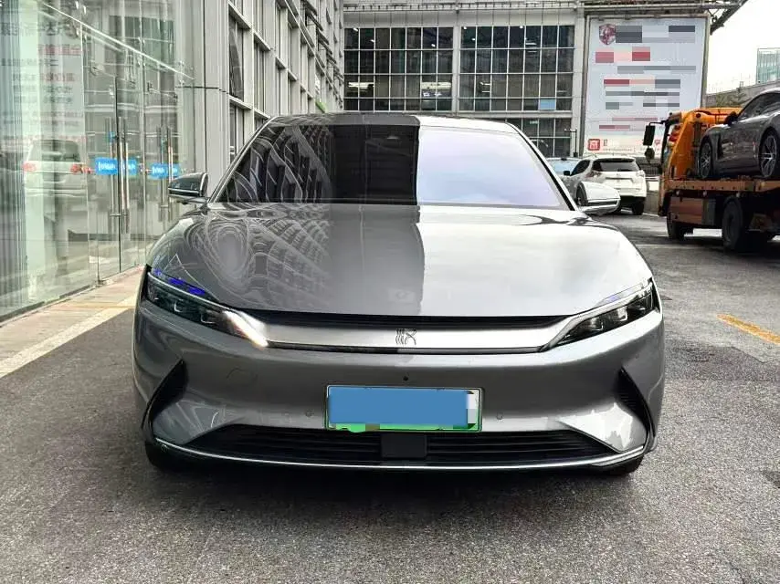 2020 BYD HAN thumbnail 2