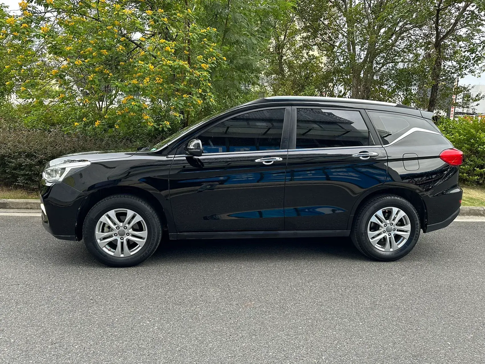 2018 HAVAL M6 thumbnail 3