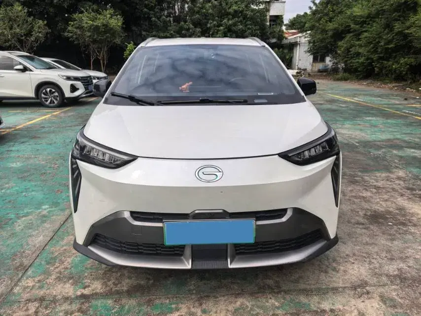 2022 AION Y thumbnail 2