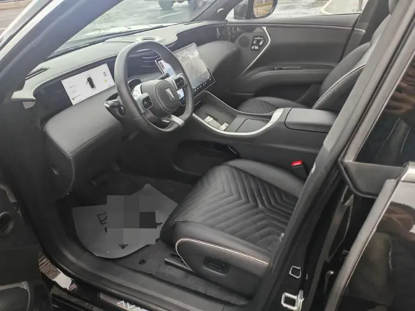 2024 AVATR 11 thumbnail 4