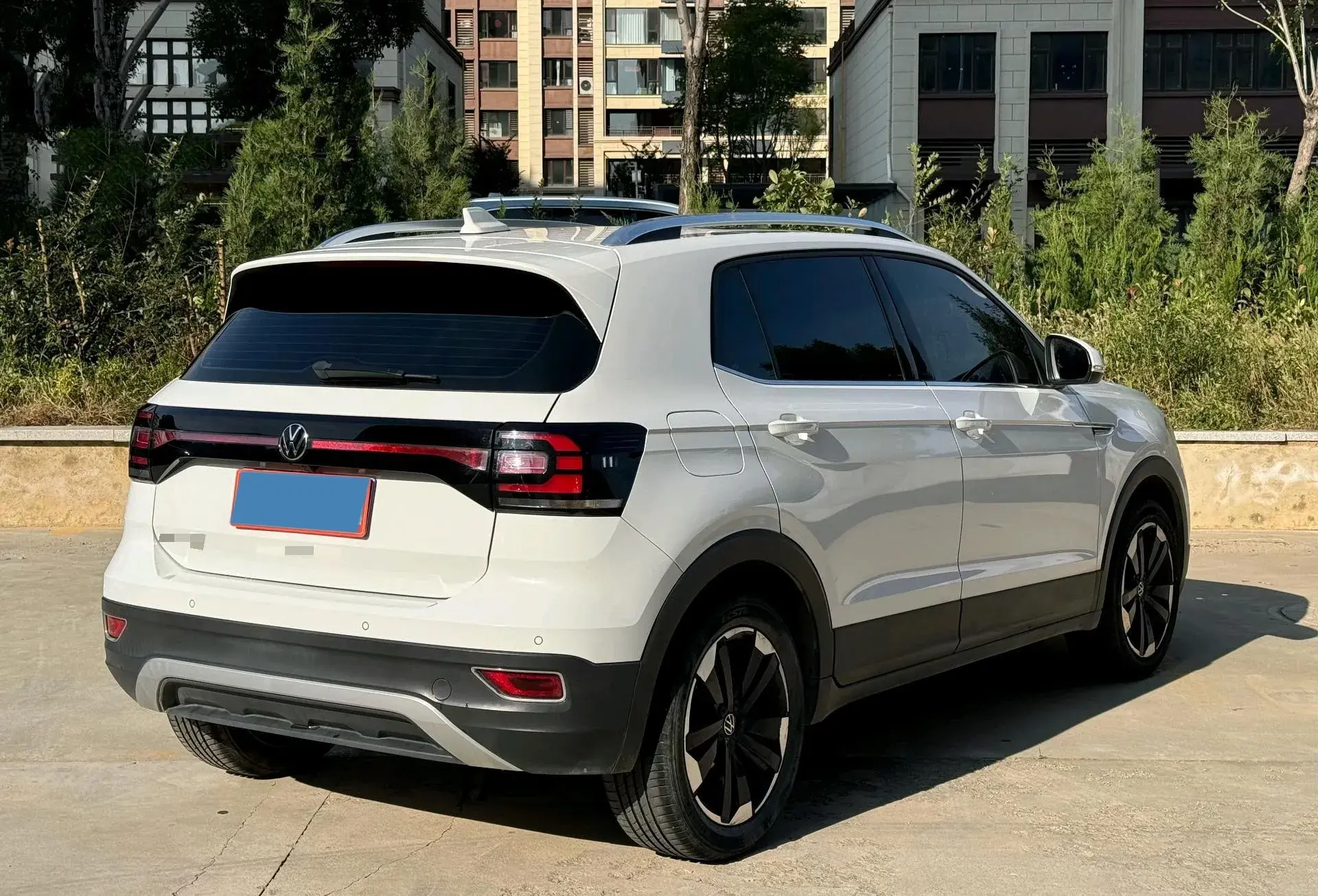 2021 VOLKSWAGEN TACQUA thumbnail 3