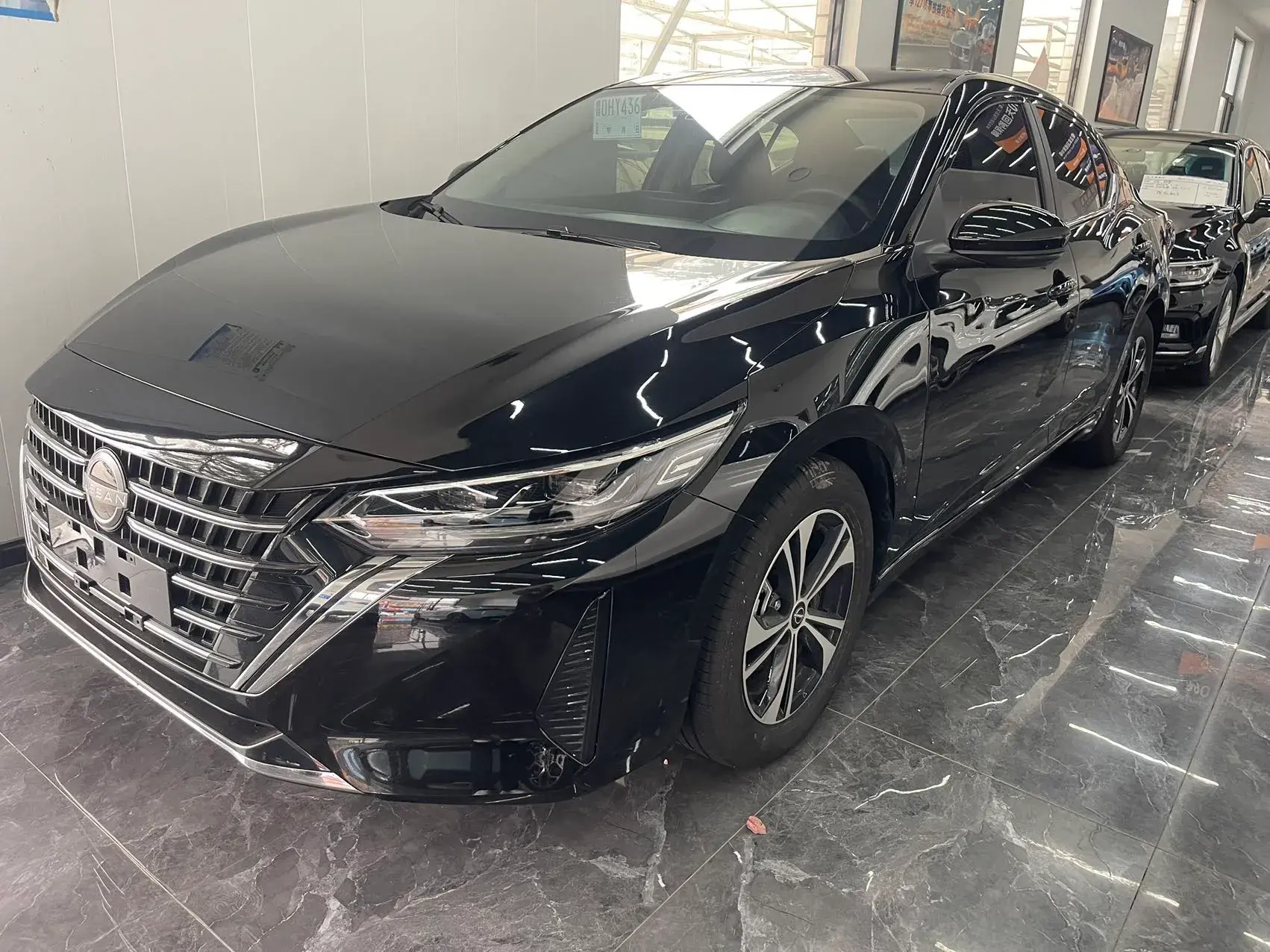 2023 NISSAN SYLPHY view 1