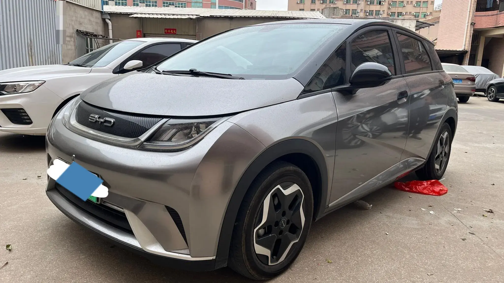 2021 BYD DOLPHIN view 1