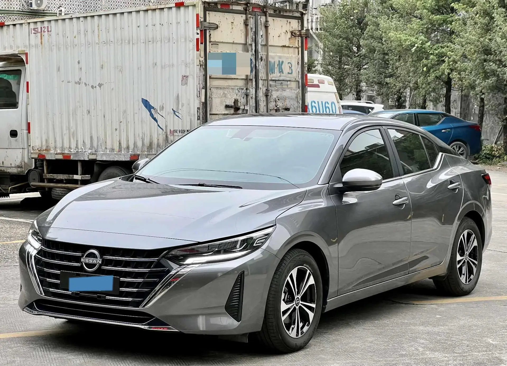 2023 NISSAN SYLPHY view 1