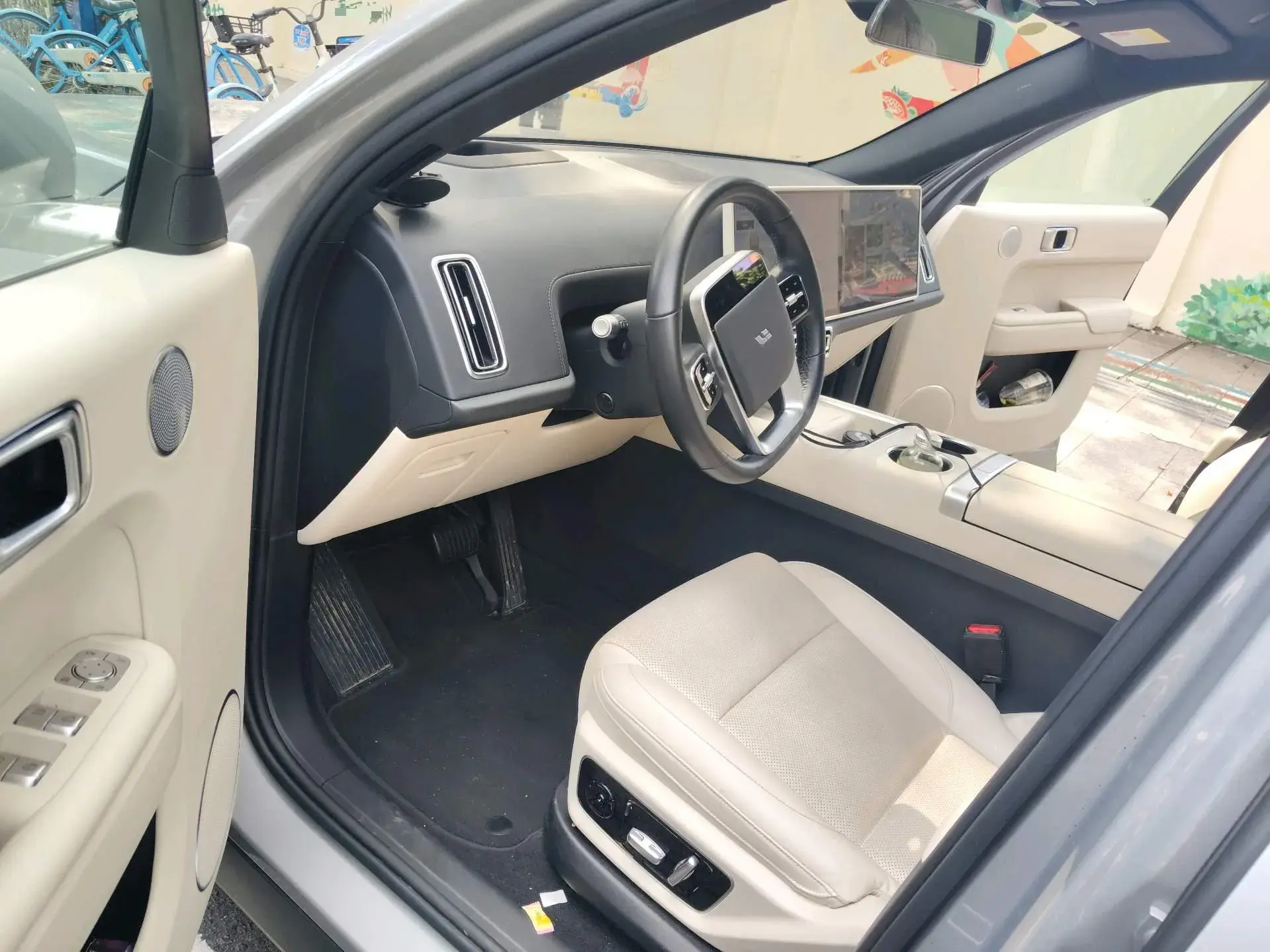 2023 LI L7 thumbnail 3