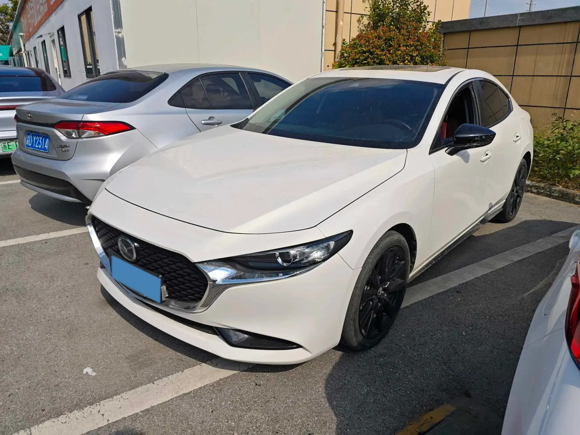 2022 MAZDA 3 view 1