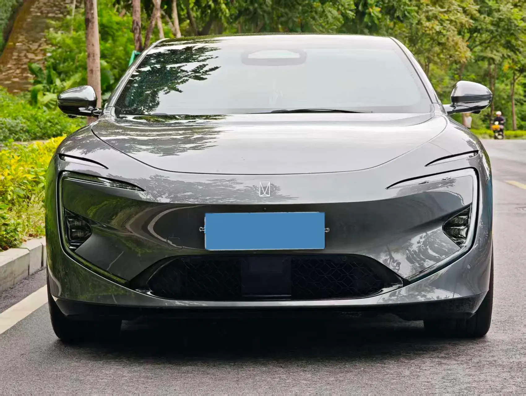 2025 AVATR 12 thumbnail 2