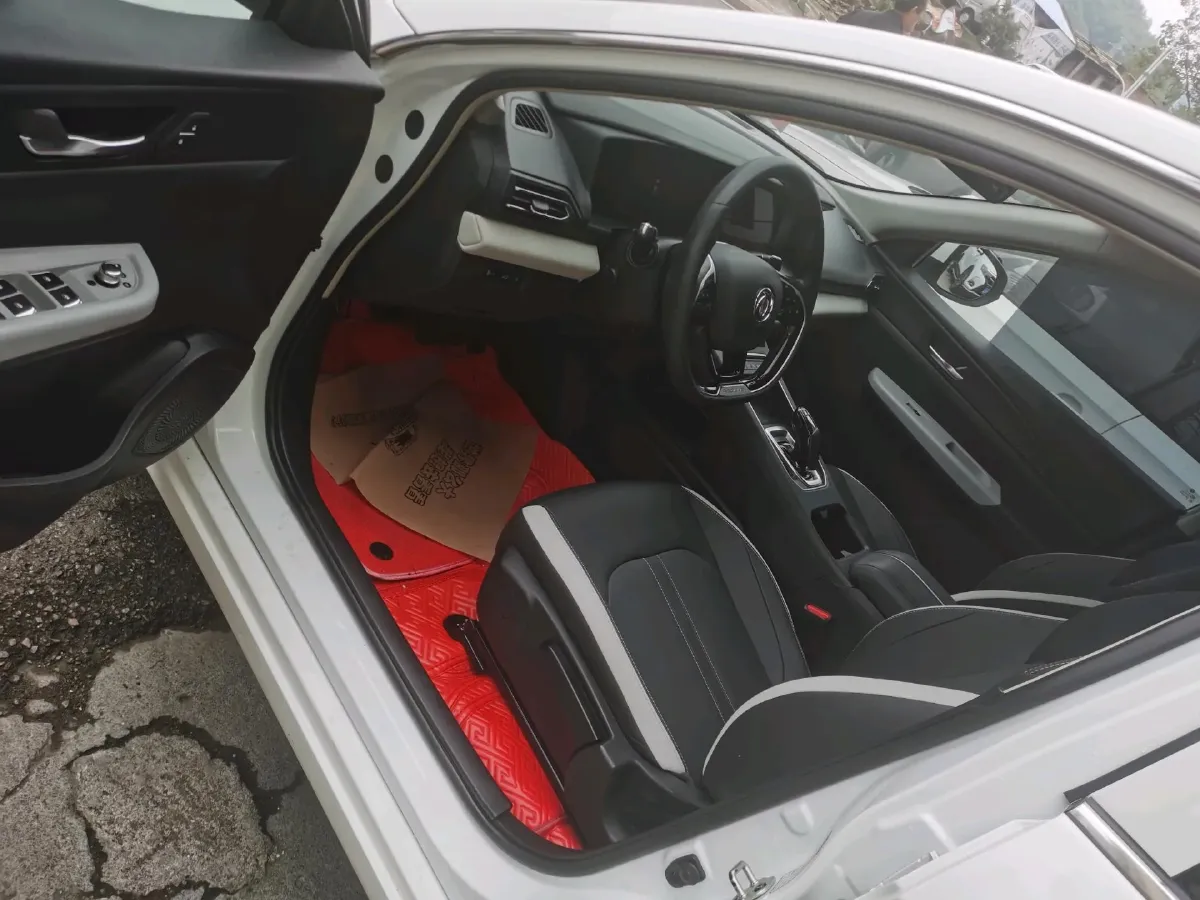 2020 DongFeng Aeolus YiXuan EV BEV 47.7KWH,autocango,china used car exporter,china ev exporter,chinese used car exporter,chinese used ev exporter