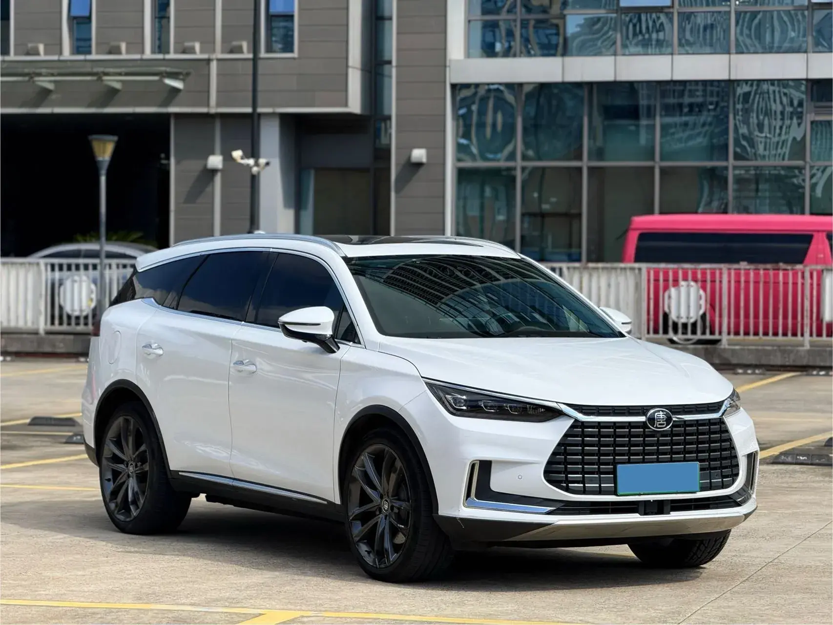 2019 BYD TANG thumbnail 3