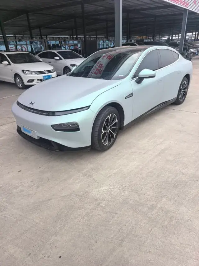 2022 XPENG P7 view 1