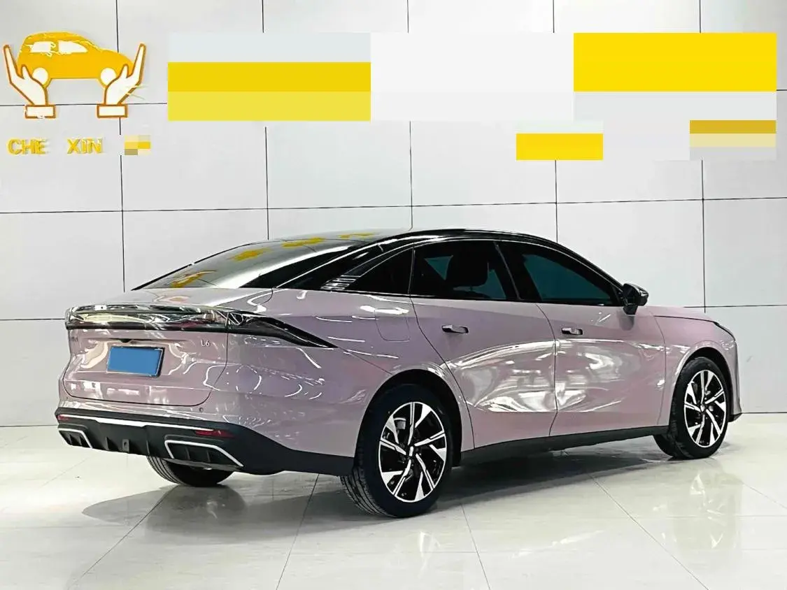 2024 GEELY GALAXY thumbnail 3
