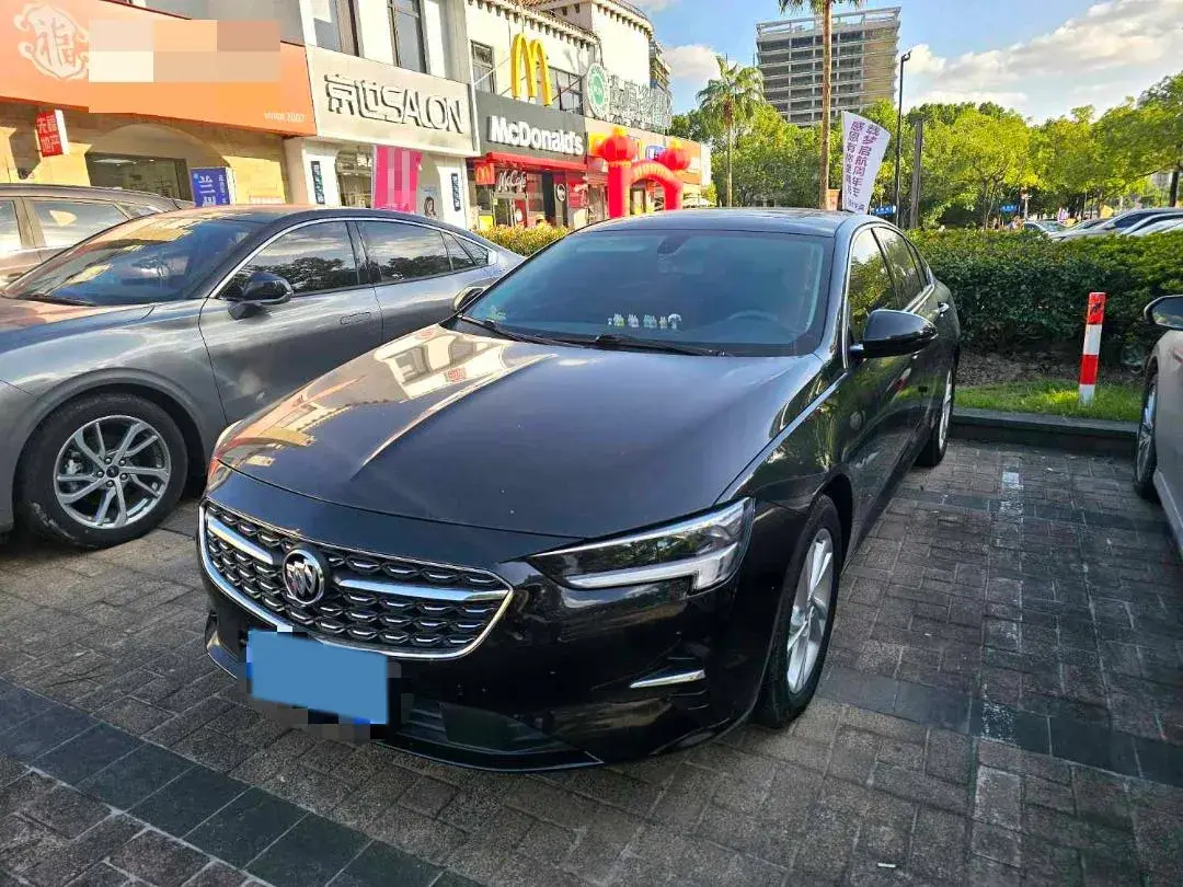 2022 Buick Regal 1.5T 169HP L4 9AT