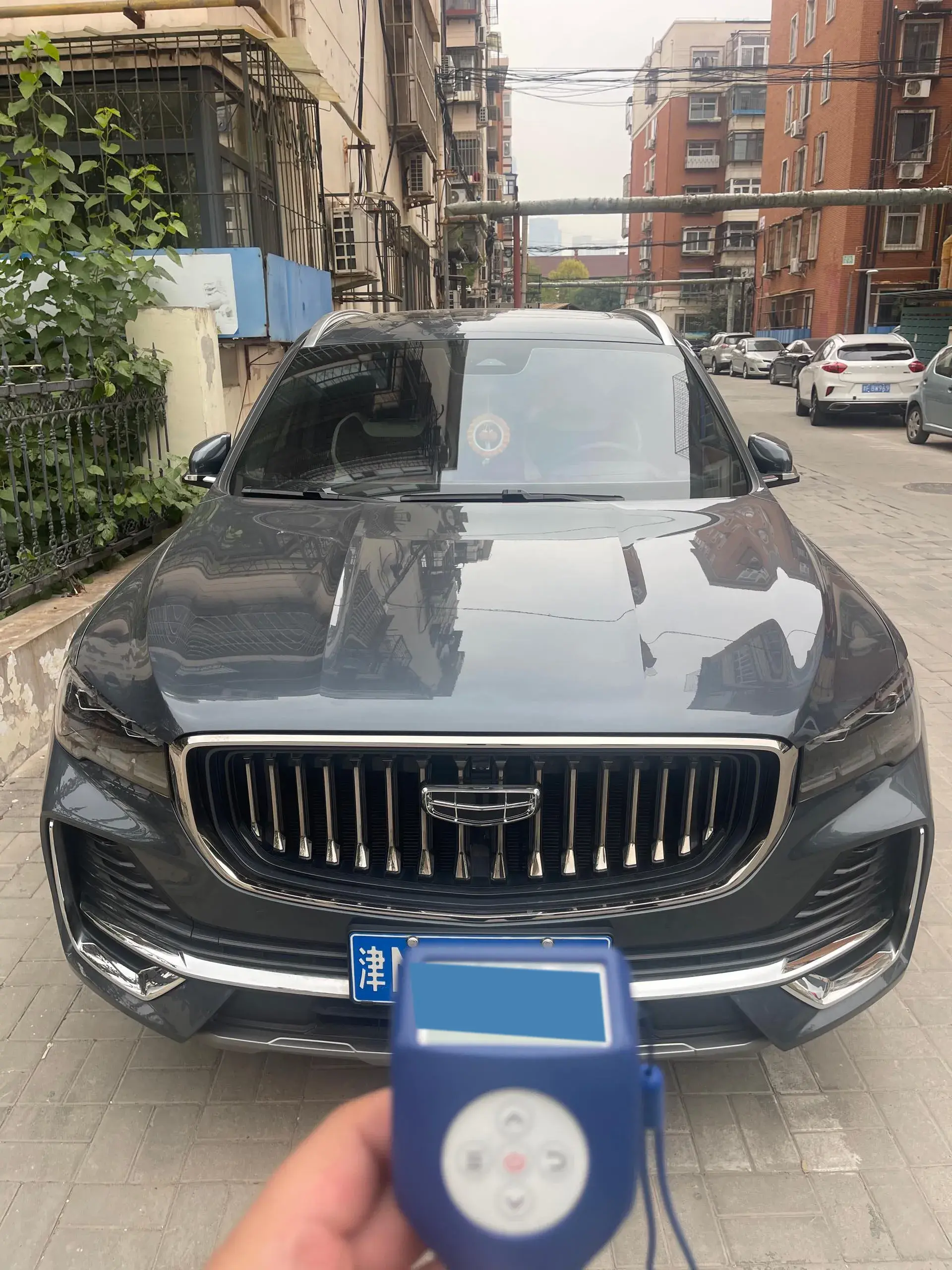 2021 GEELY MONJARO thumbnail 2