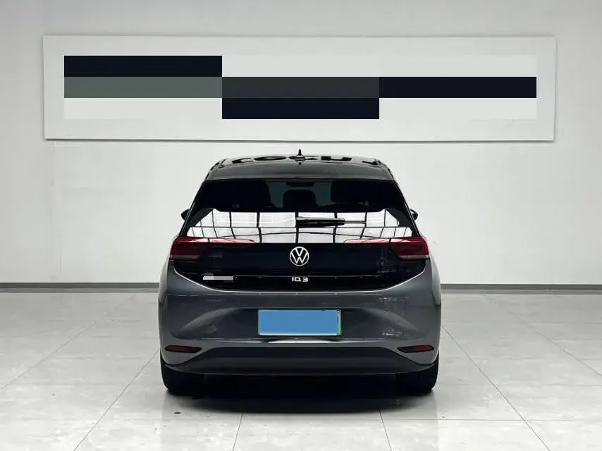 2025 VOLKSWAGEN ID.3 thumbnail 4
