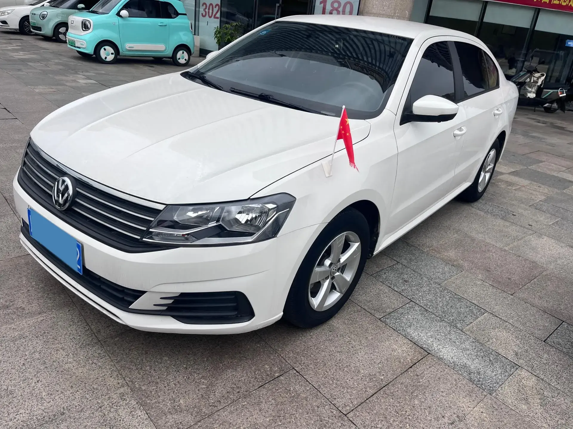2019 VOLKSWAGEN LAVIDA view 1