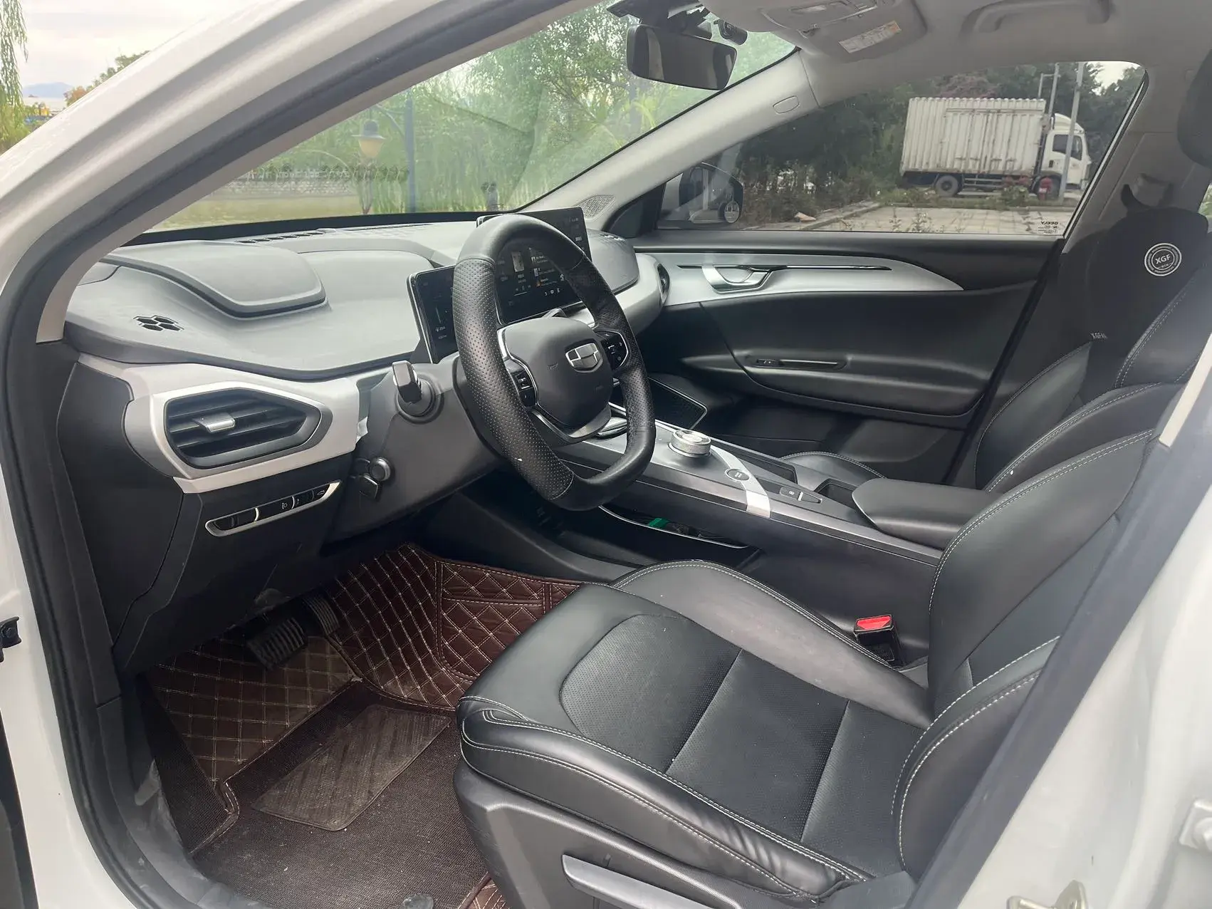 2021 GEOMETRY A thumbnail 4