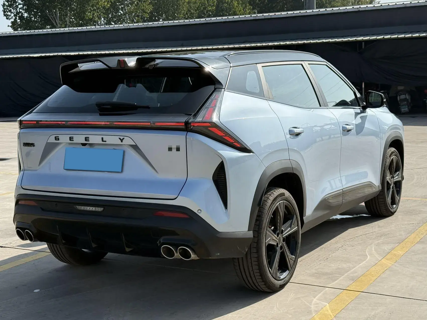 2023 GEELY AZKARRA thumbnail 4