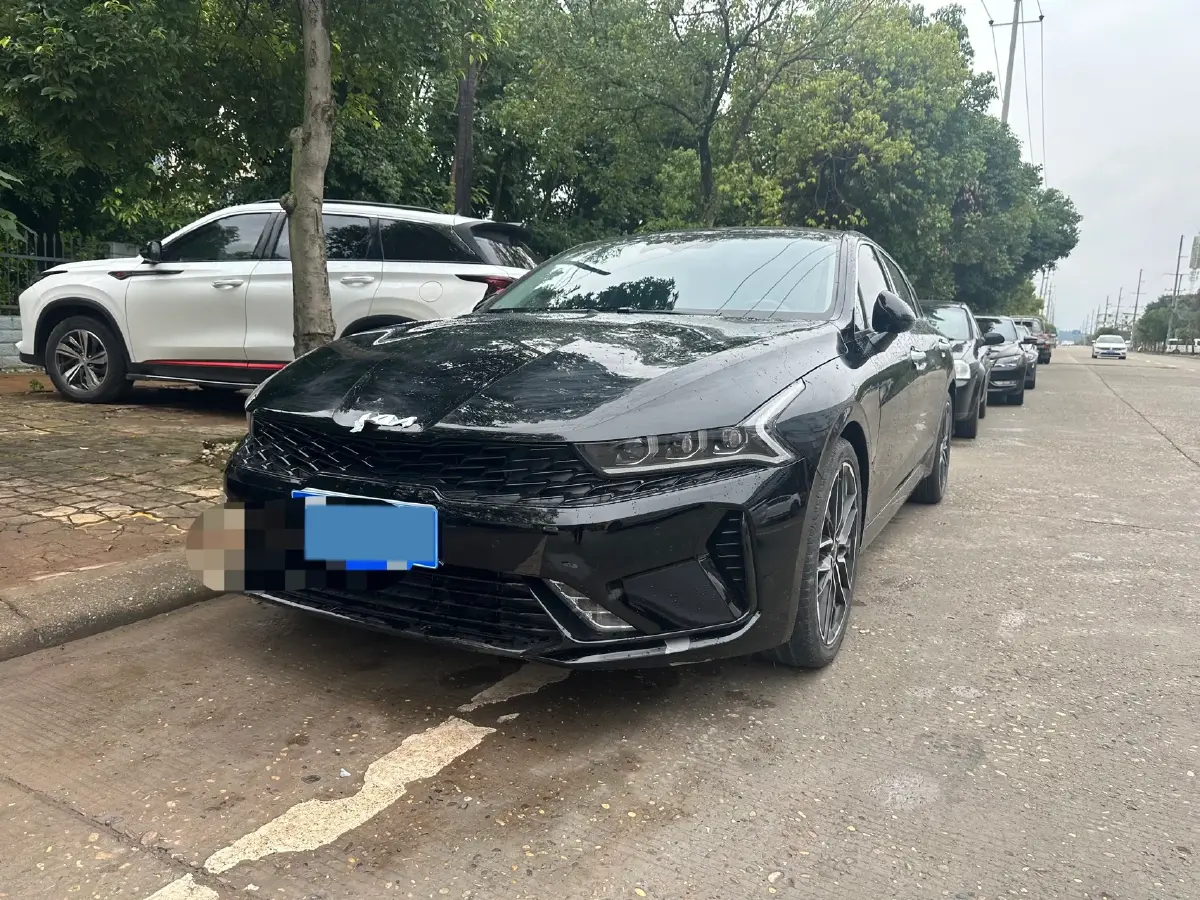 2021 Kia K5 2.0T 240HP L4 8AT