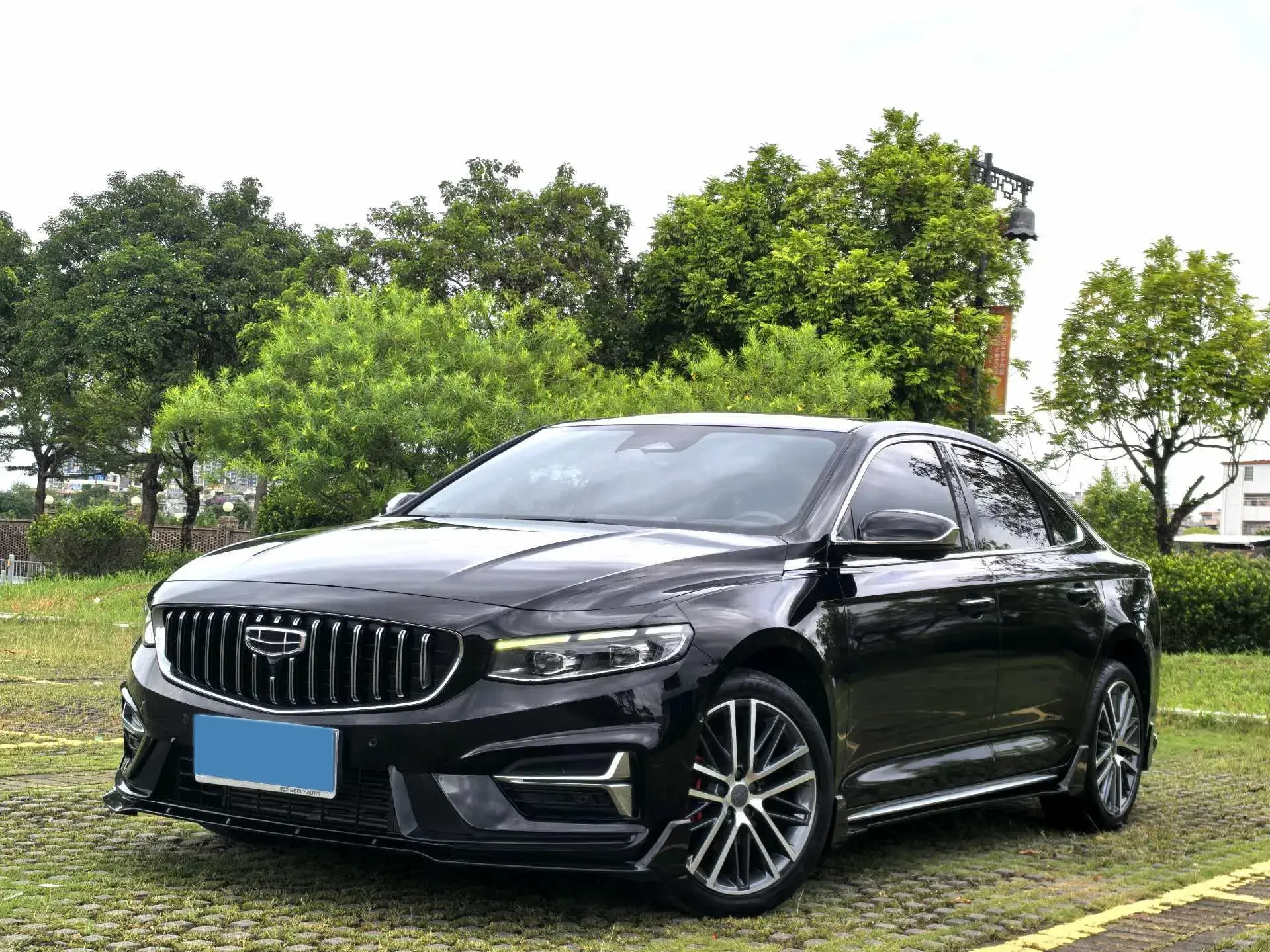 2023 GEELY PREFACE view 1