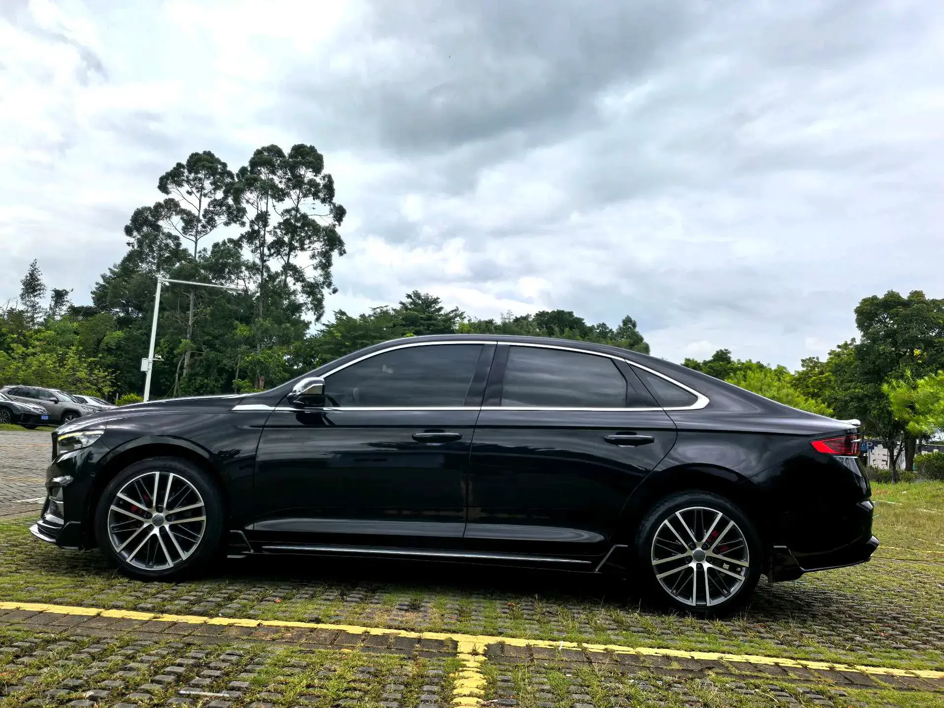 2023 GEELY PREFACE thumbnail 4