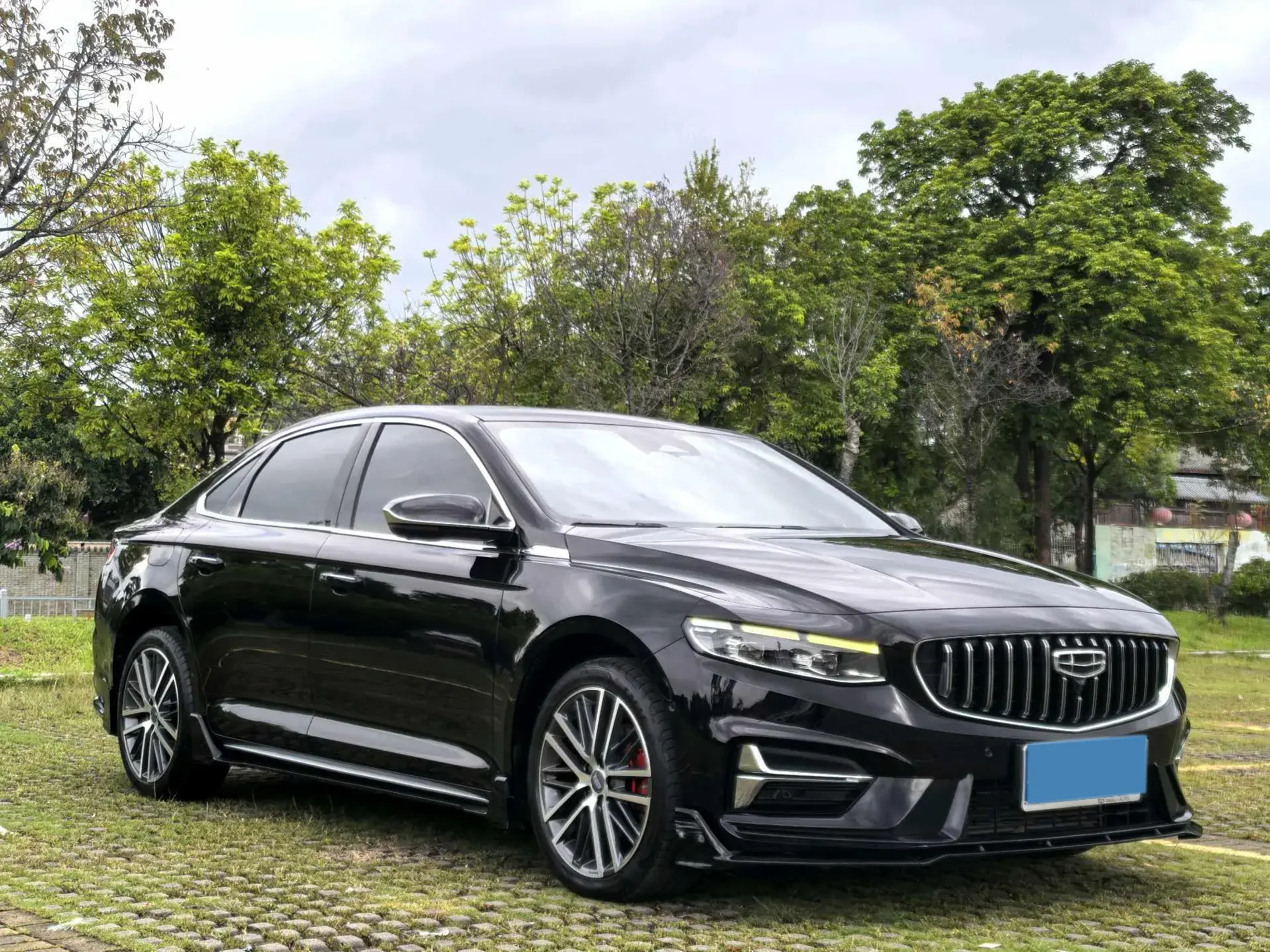 2023 GEELY PREFACE thumbnail 3