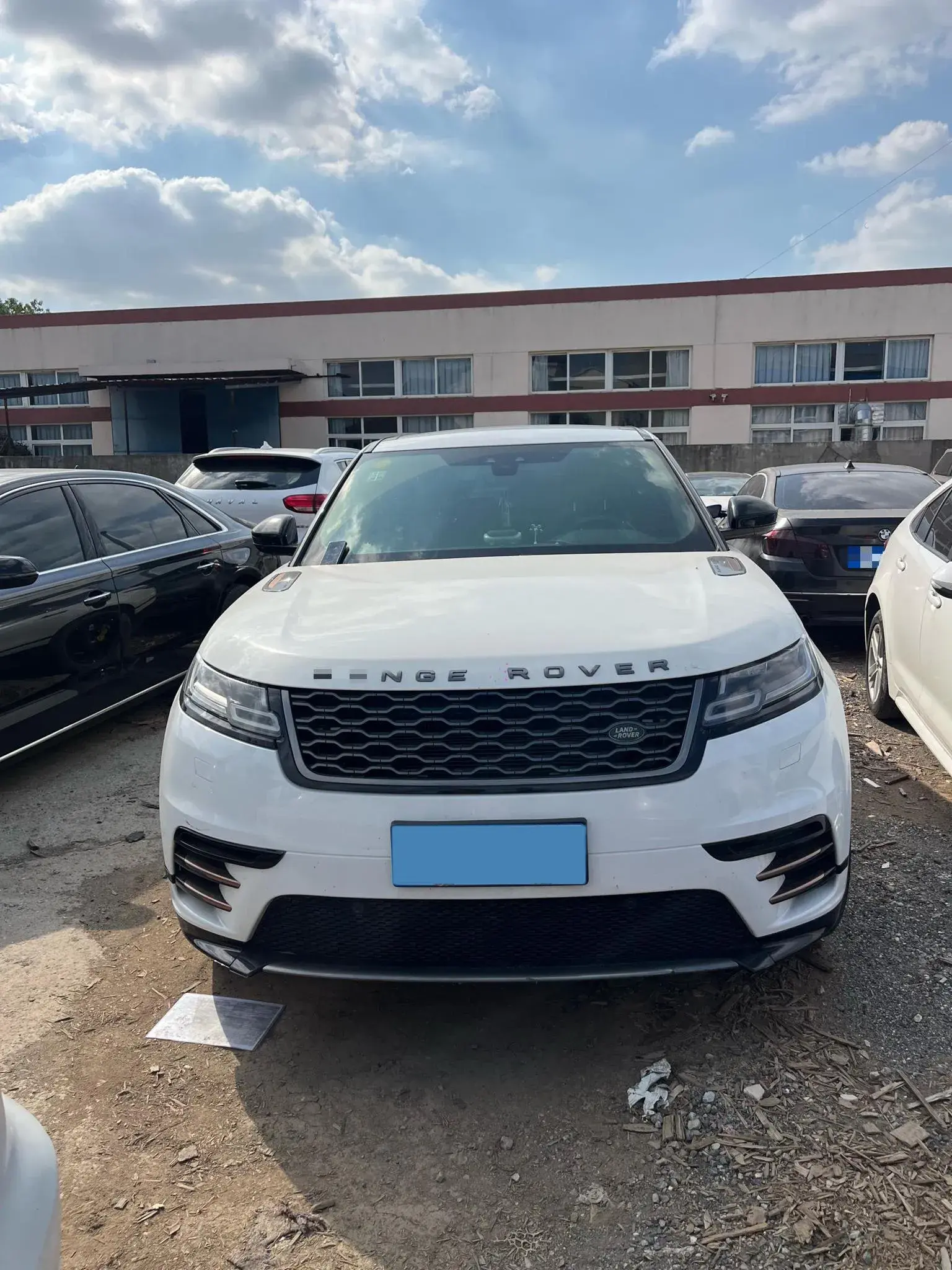 2018 LAND ROVER thumbnail 2