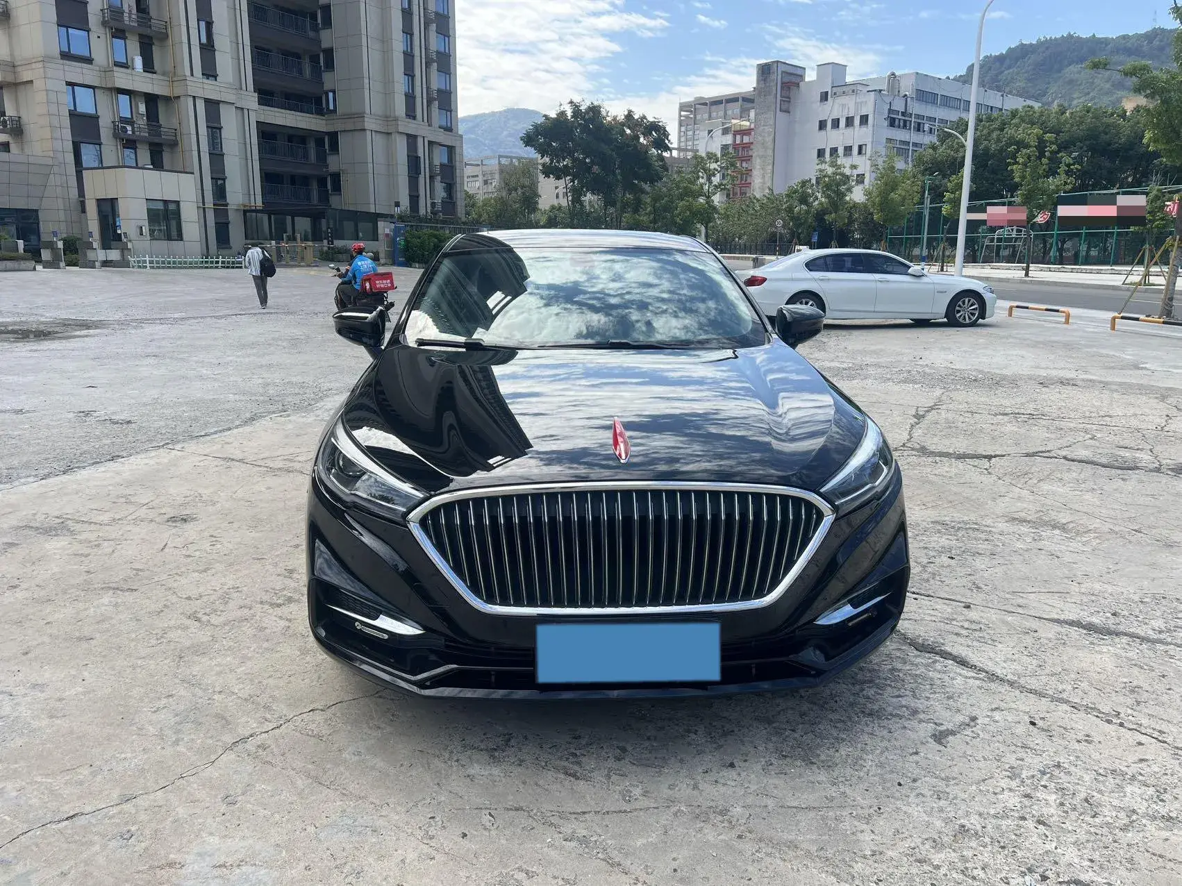 2018 HONGQI H5 thumbnail 2