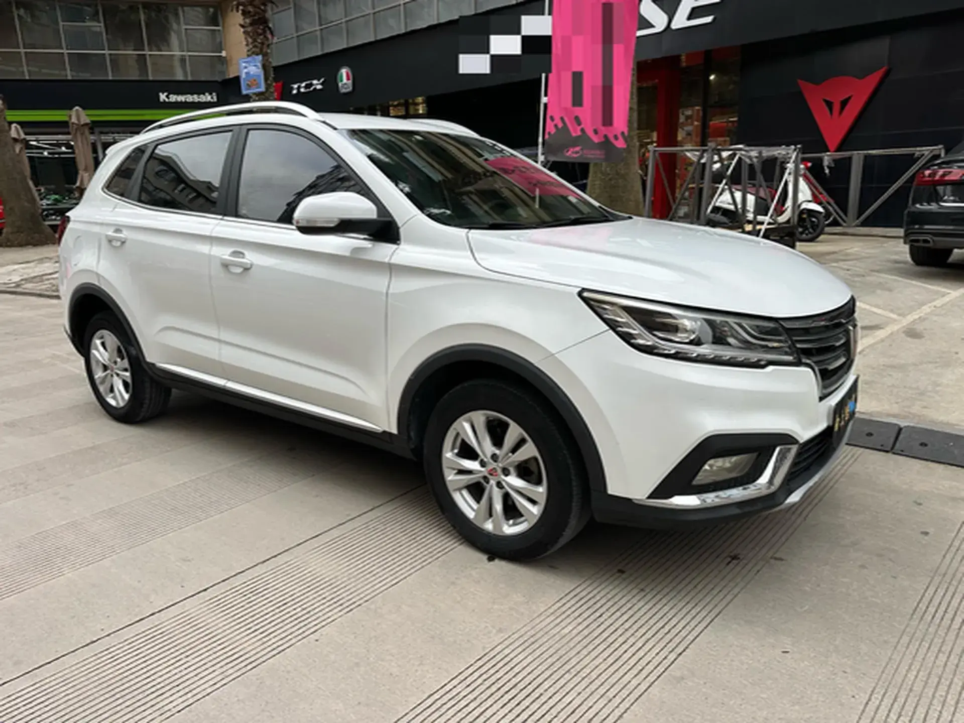 2018 ROEWE RX3 thumbnail 3