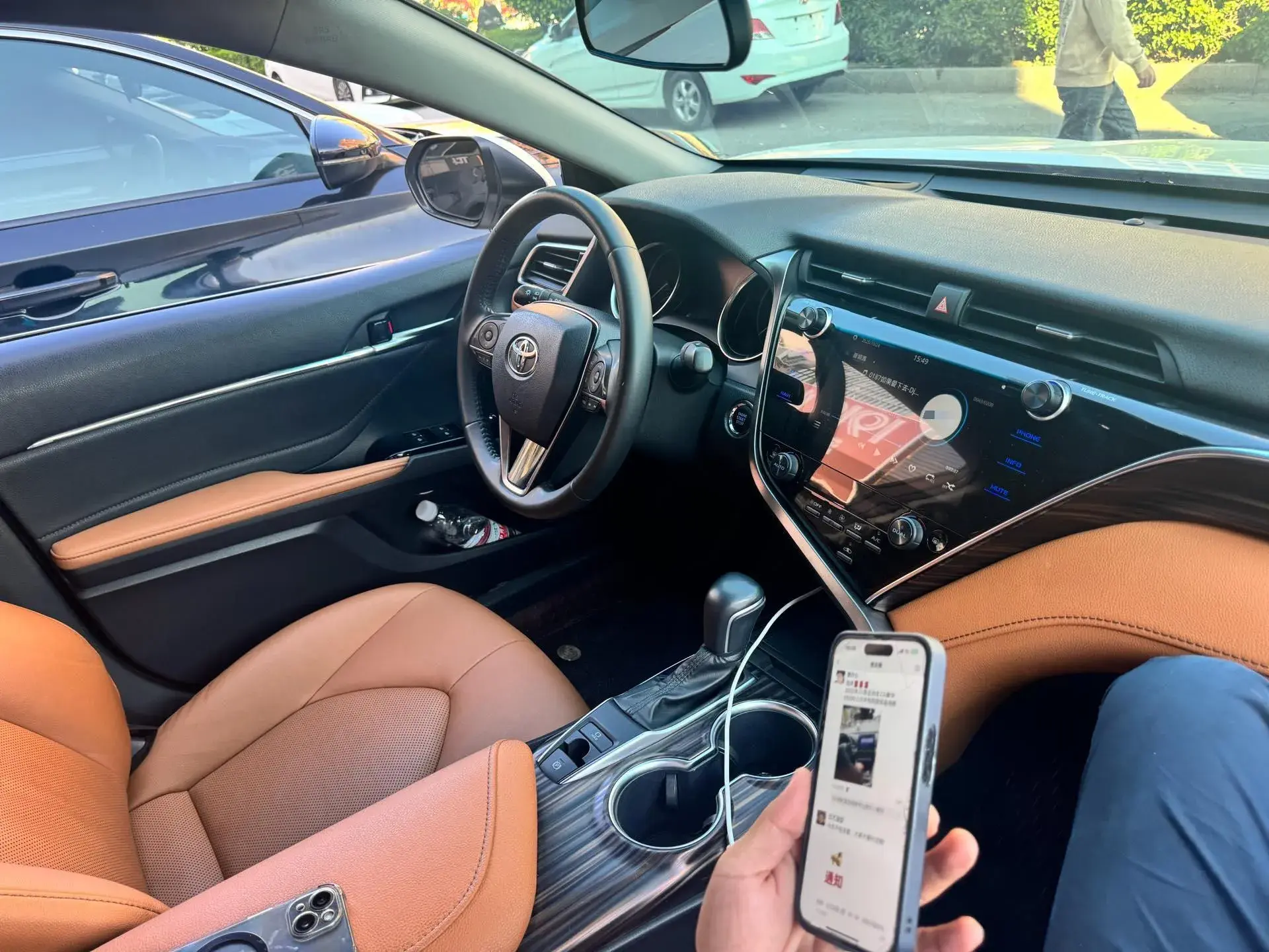 2019 TOYOTA CAMRY thumbnail 4