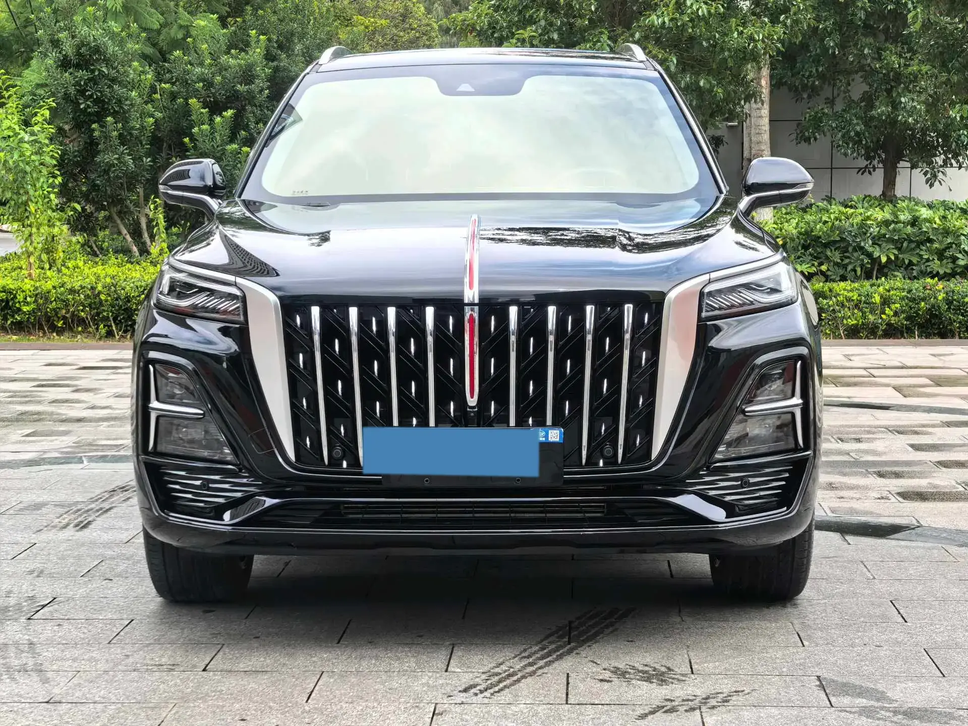 2023 HONGQI HS5 thumbnail 2