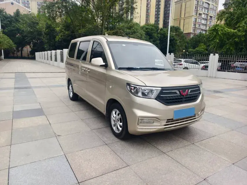 2022 WULING HONGGUANG thumbnail 3