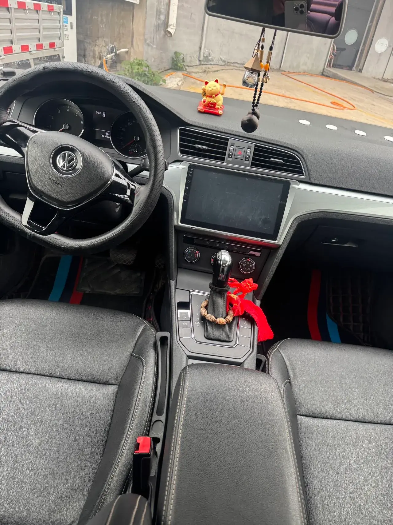 2018 VOLKSWAGEN LAMANDO thumbnail 4