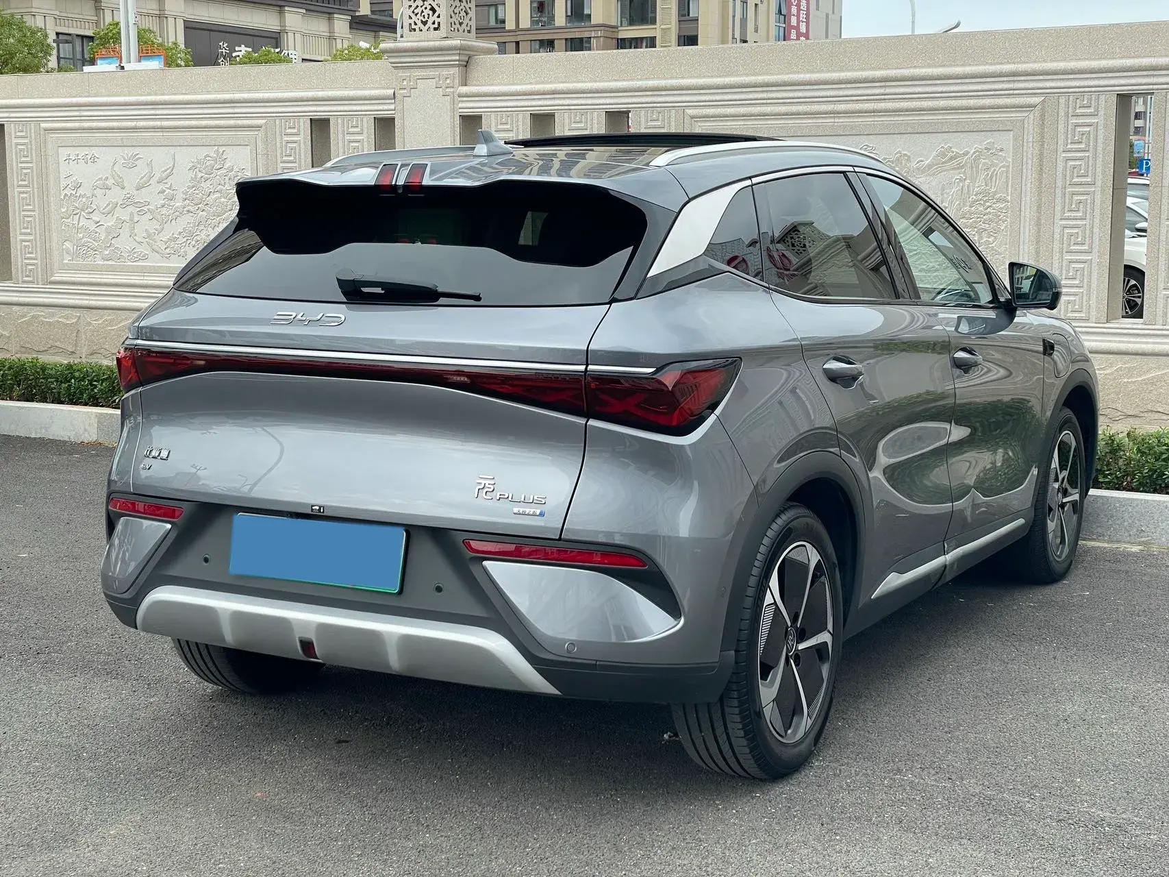 2025 BYD YUAN thumbnail 4