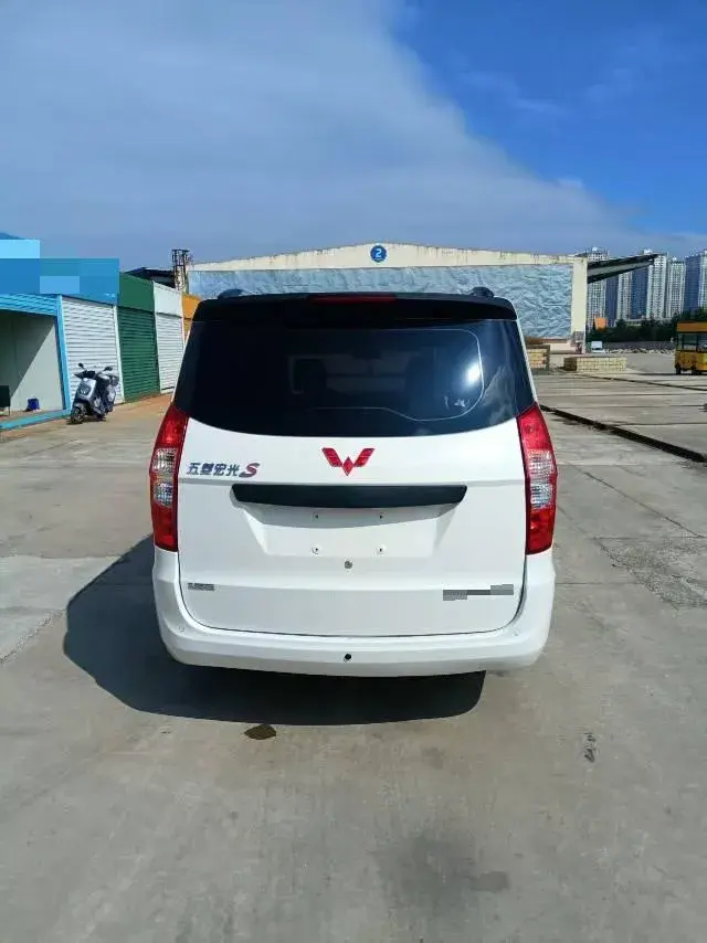 2015 WULING HONGGUANG thumbnail 4