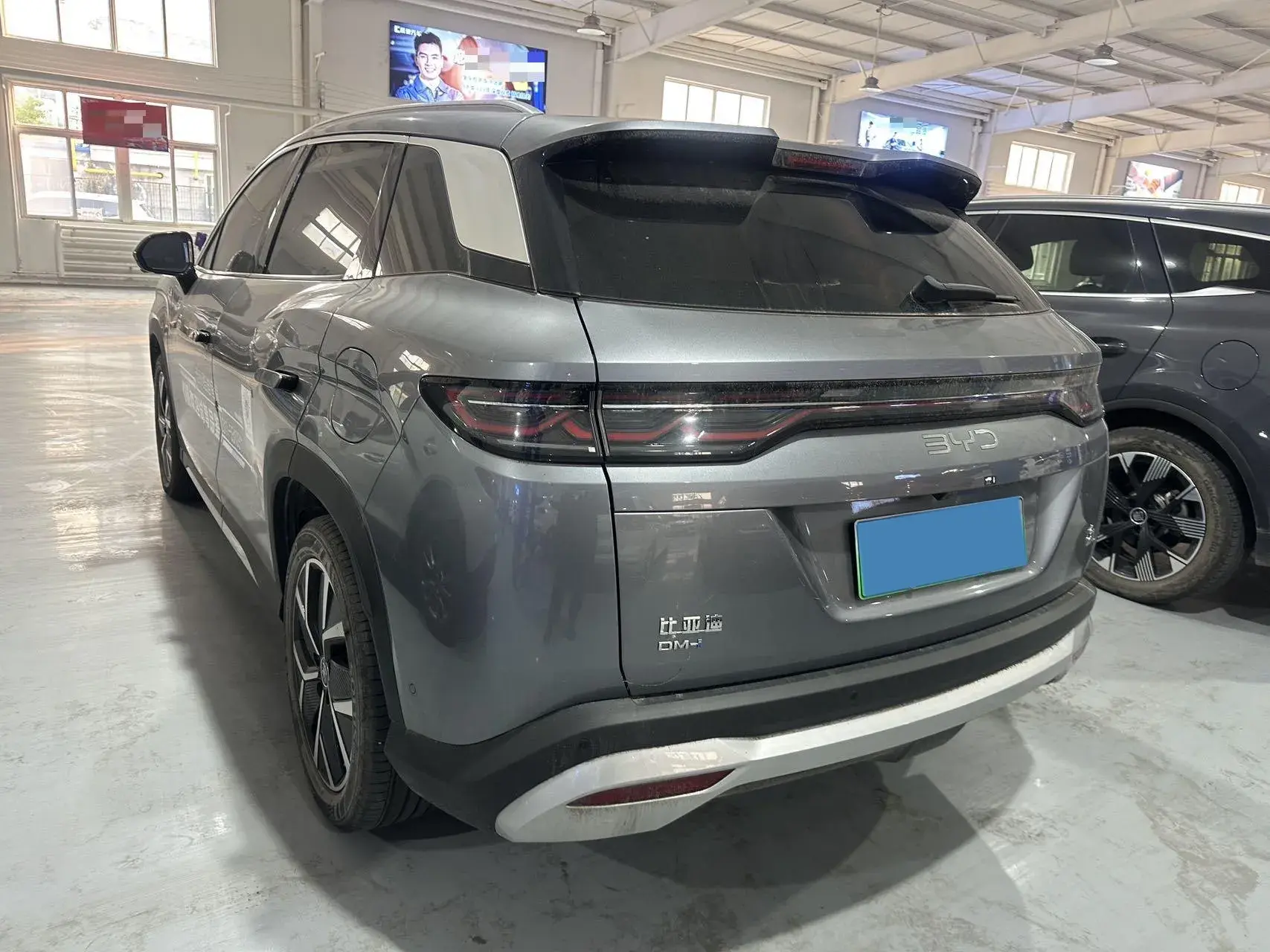 2024 BYD SONGL thumbnail 4