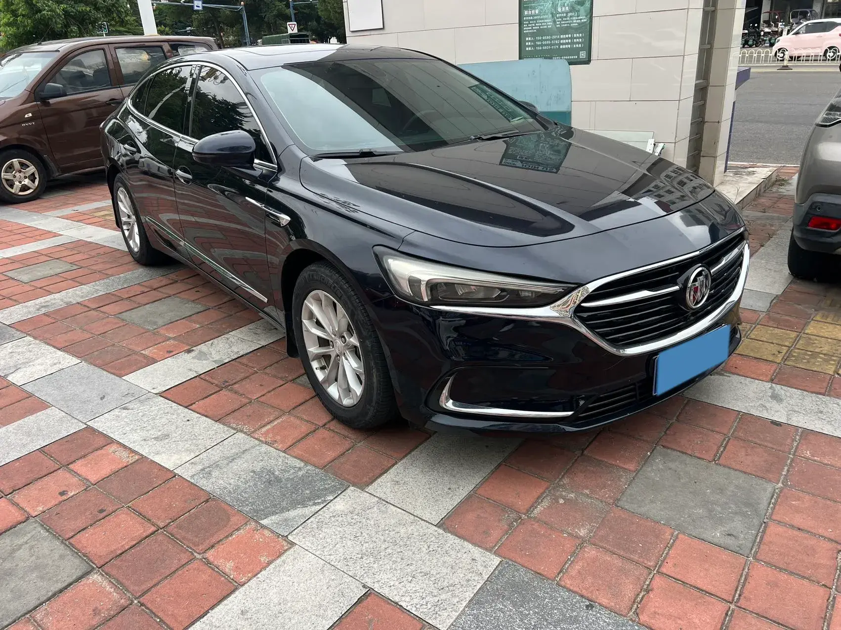 2021 BUICK LARCOSSE thumbnail 3