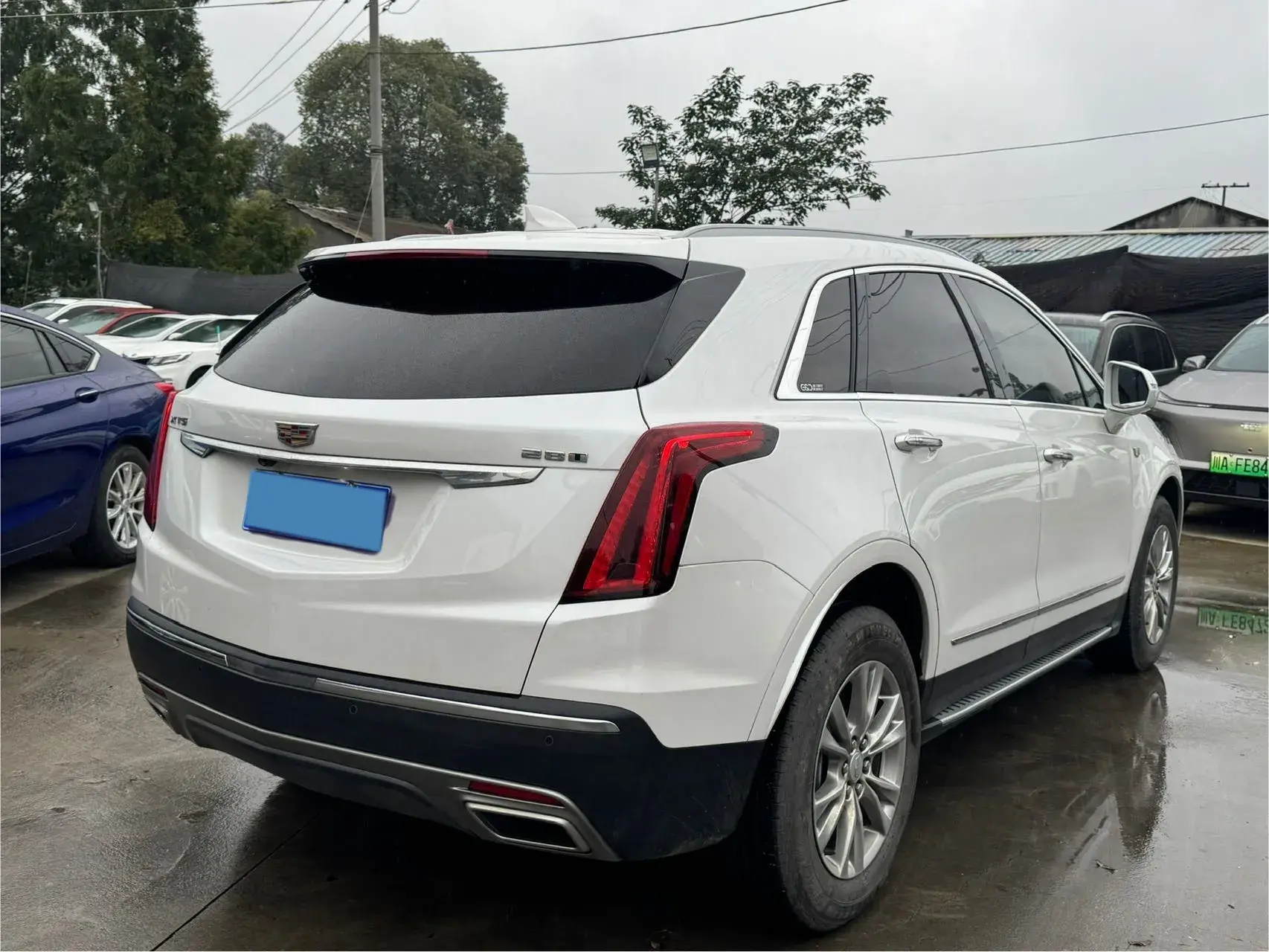 2021 CADILLAC XT5 thumbnail 4