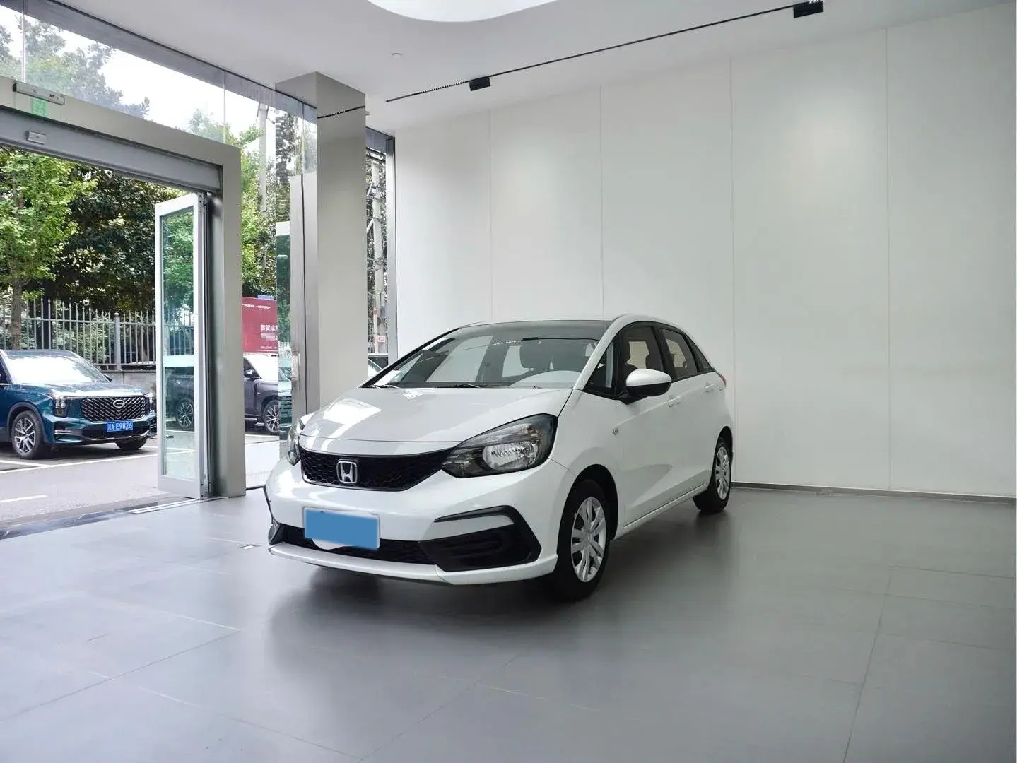 2023 HONDA FIT view 1