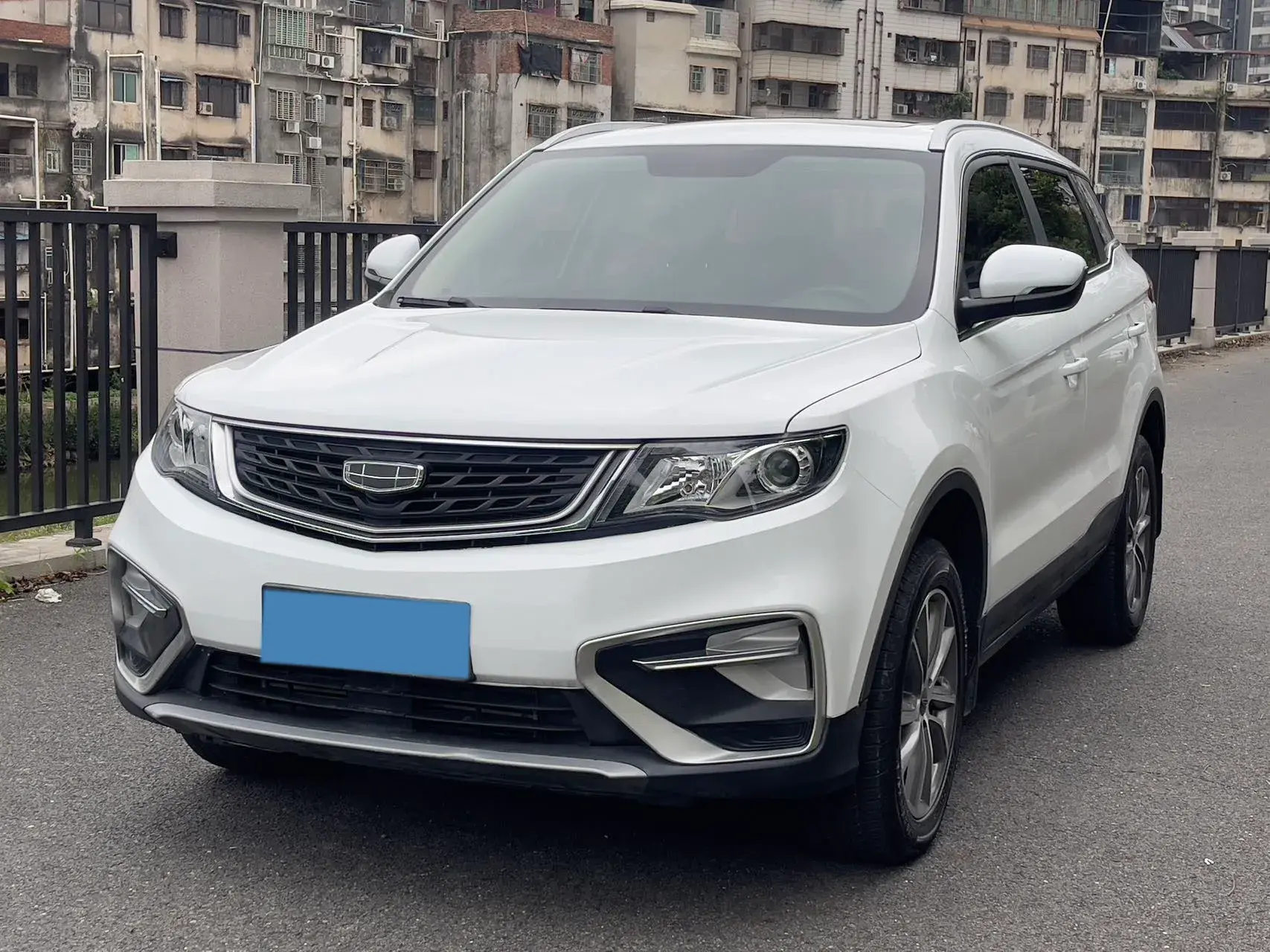 2020 GEELY AZKARRA view 1